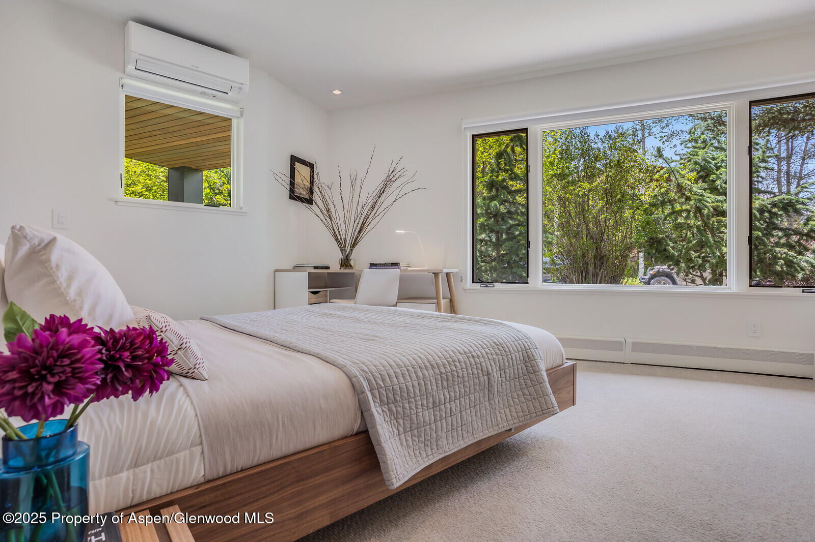 100 Park Avenue Property Photo 29