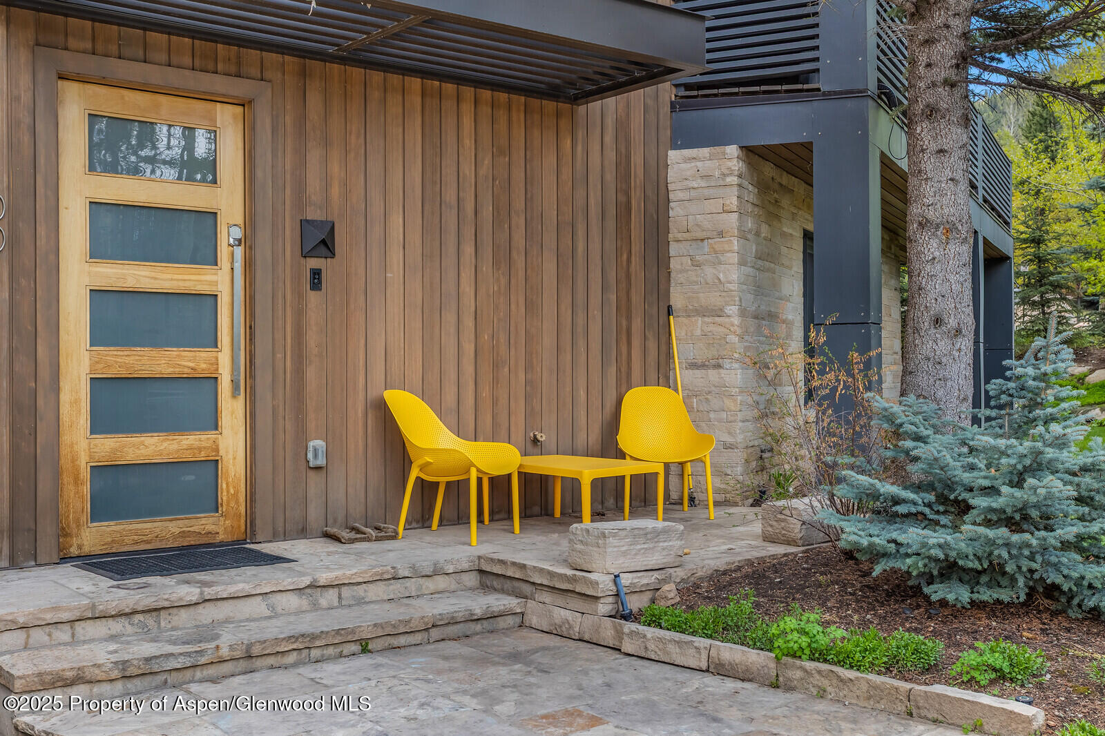 100 Park Avenue Property Photo 37