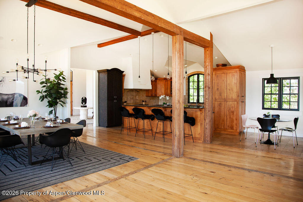 2908 Juniper Hill Drive Property Photo 8