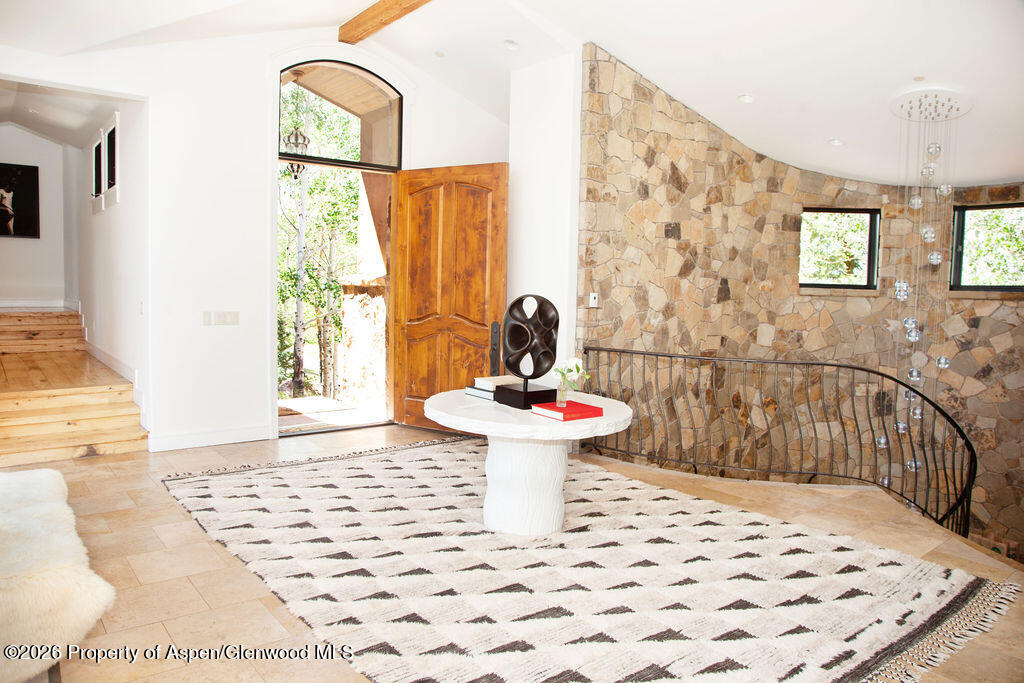 2908 Juniper Hill Drive Property Photo 14