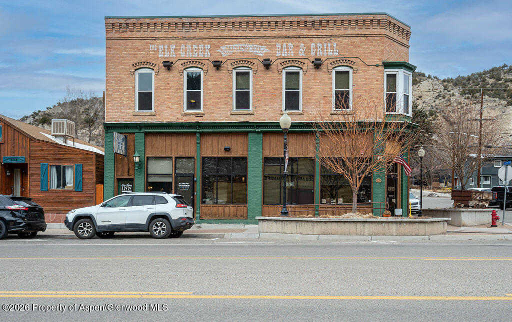 502 W Main Street Property Photo 2