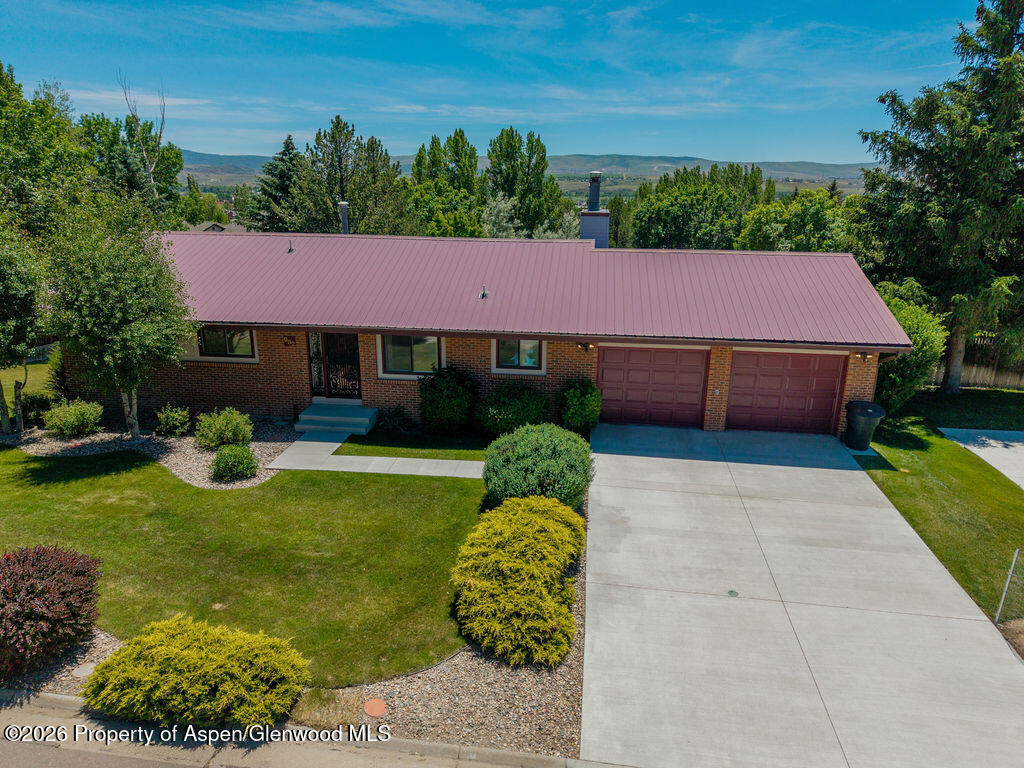 982 Alta Vista Drive Property Photo 43