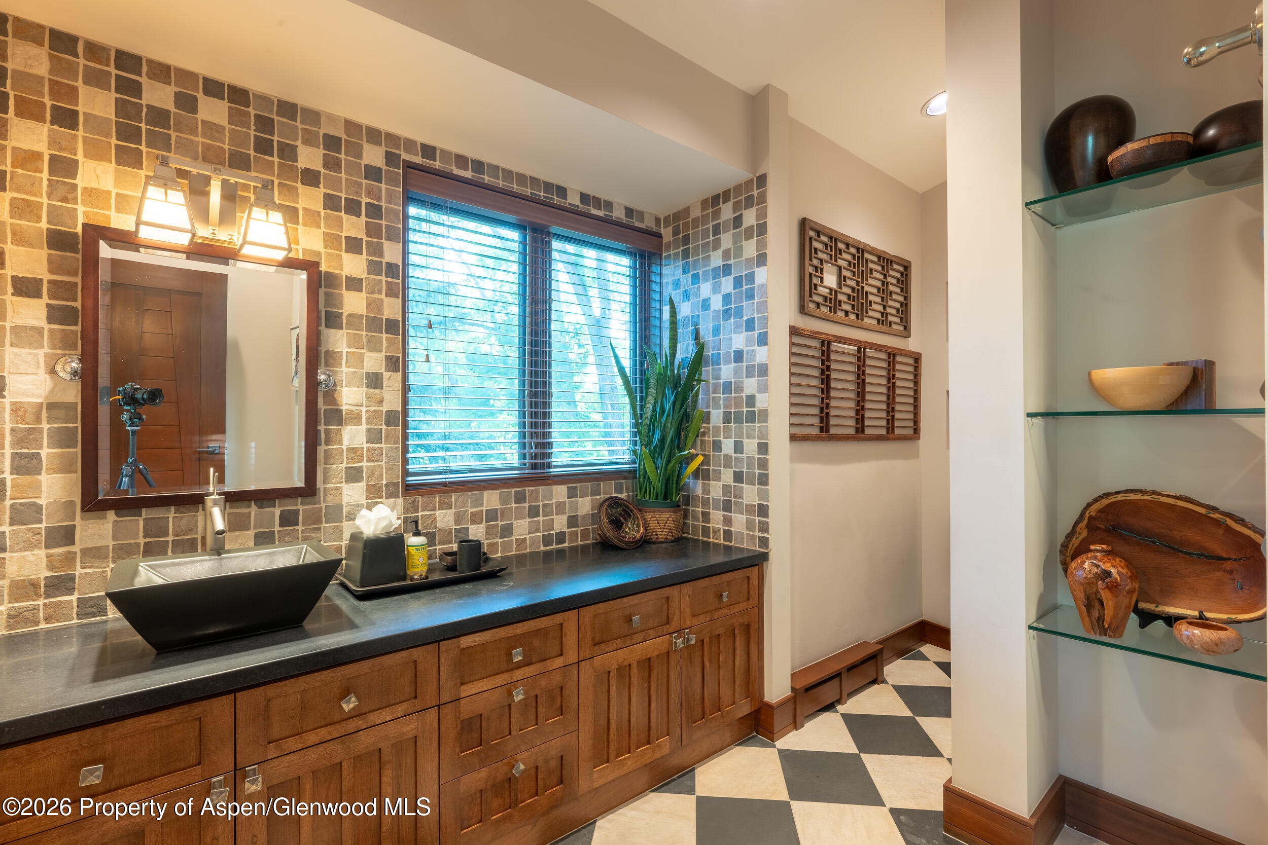 115 Neale Avenue Property Photo 19
