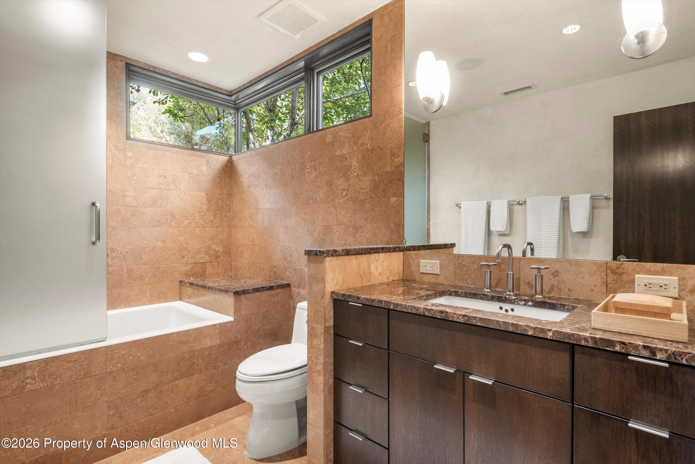 939 E Cooper Avenue Property Photo 14