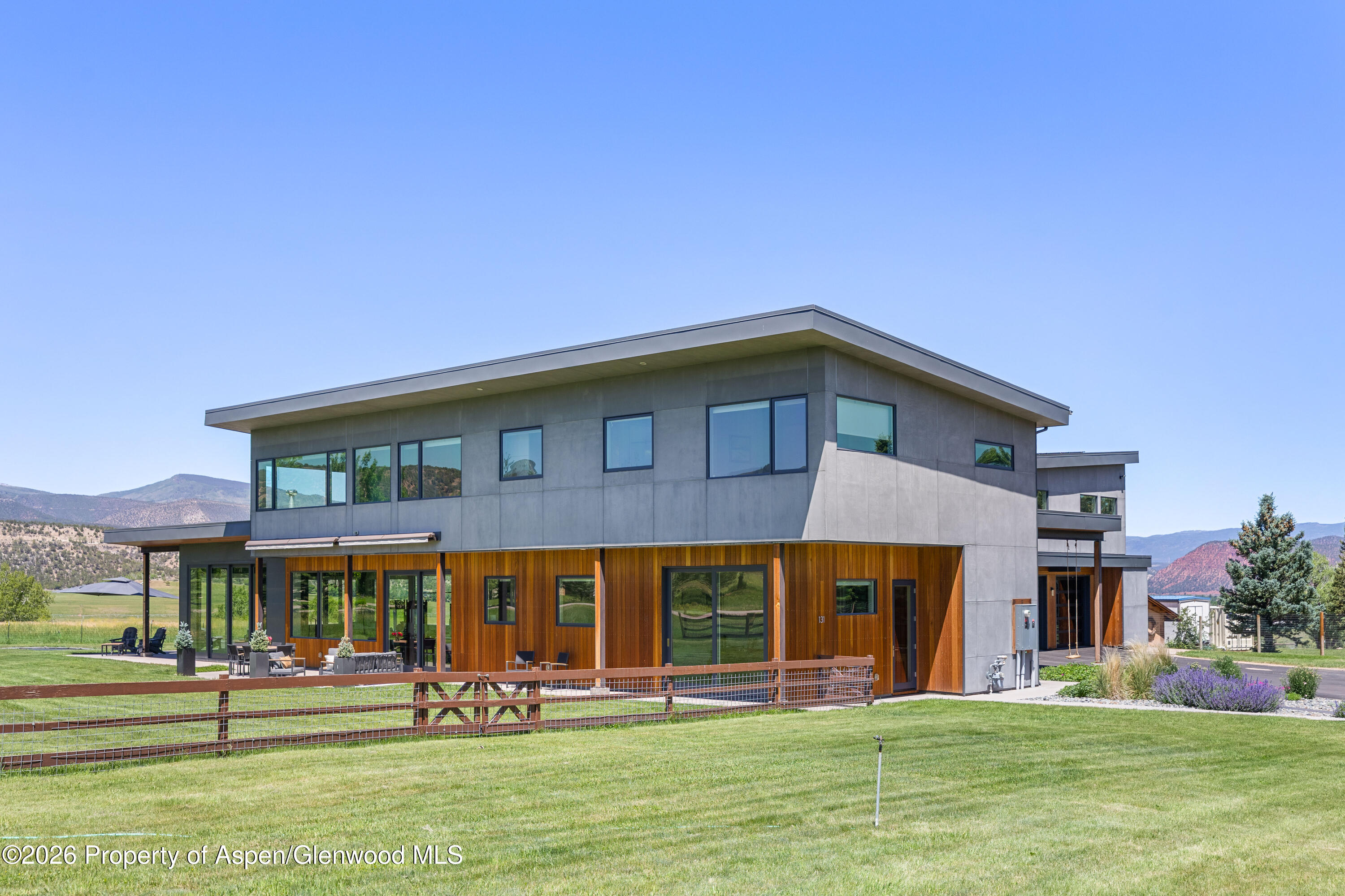 131 Meadow Court Property Photo 6