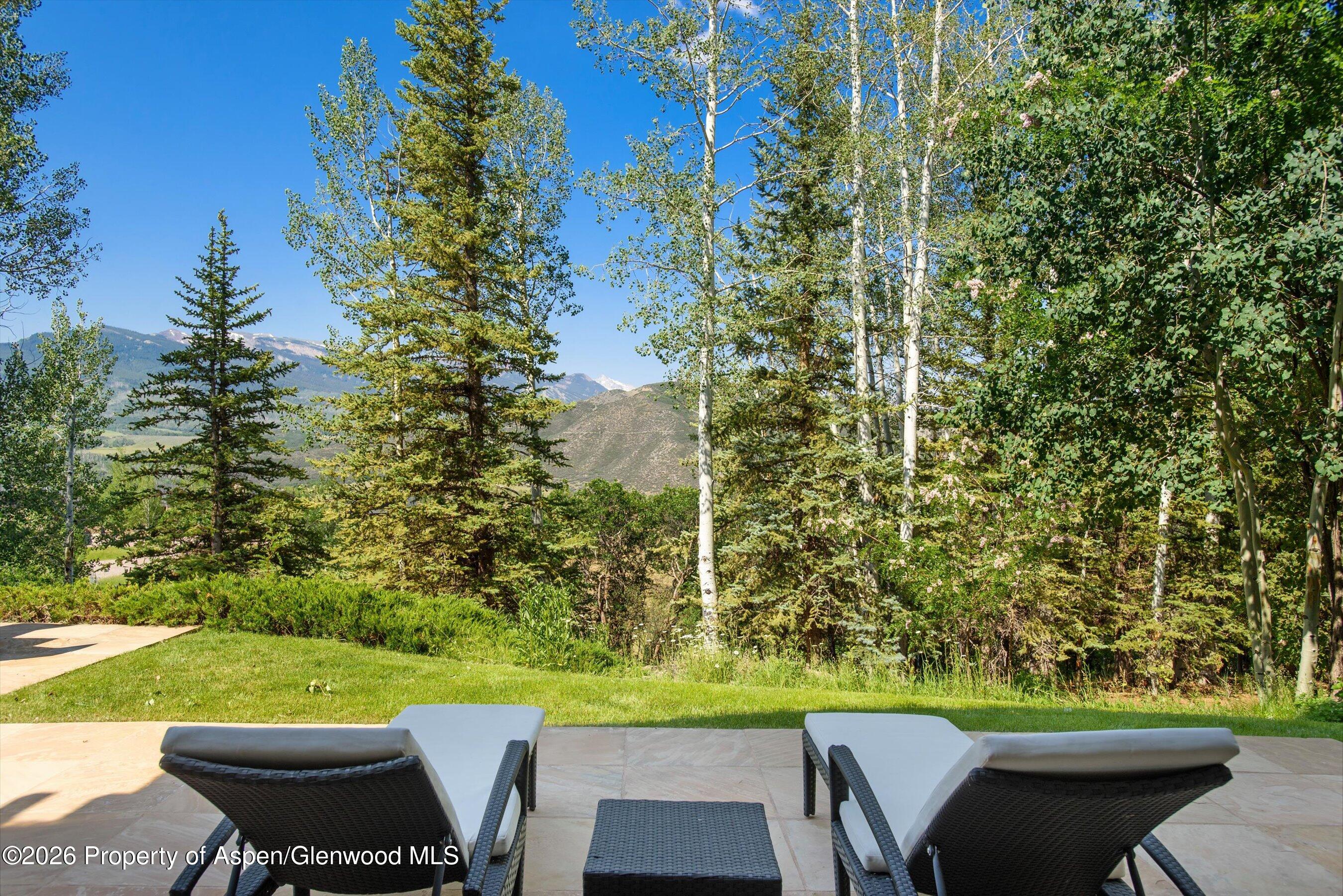 372 Sunnyside Lane Property Photo 43