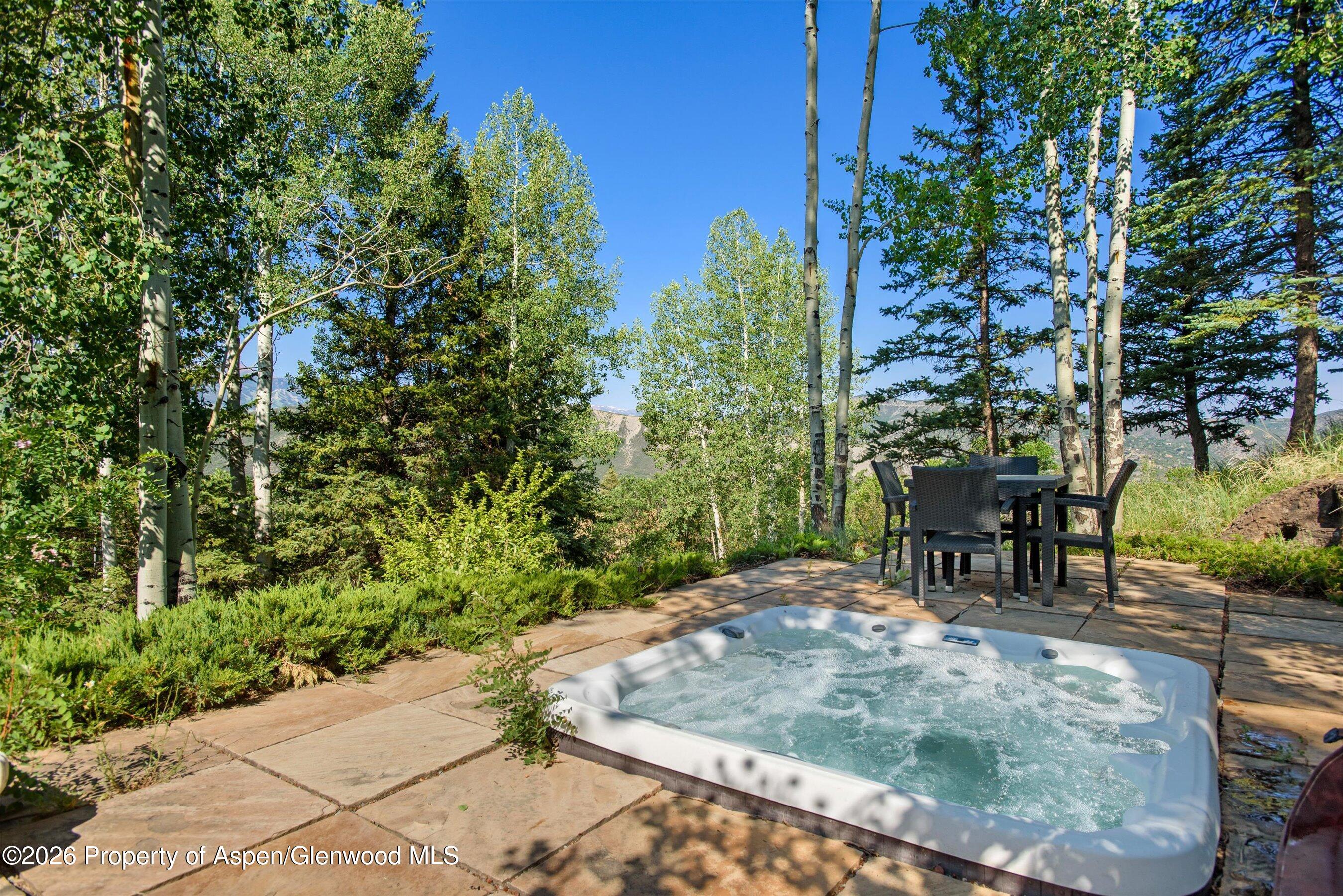 372 Sunnyside Lane Property Photo 44
