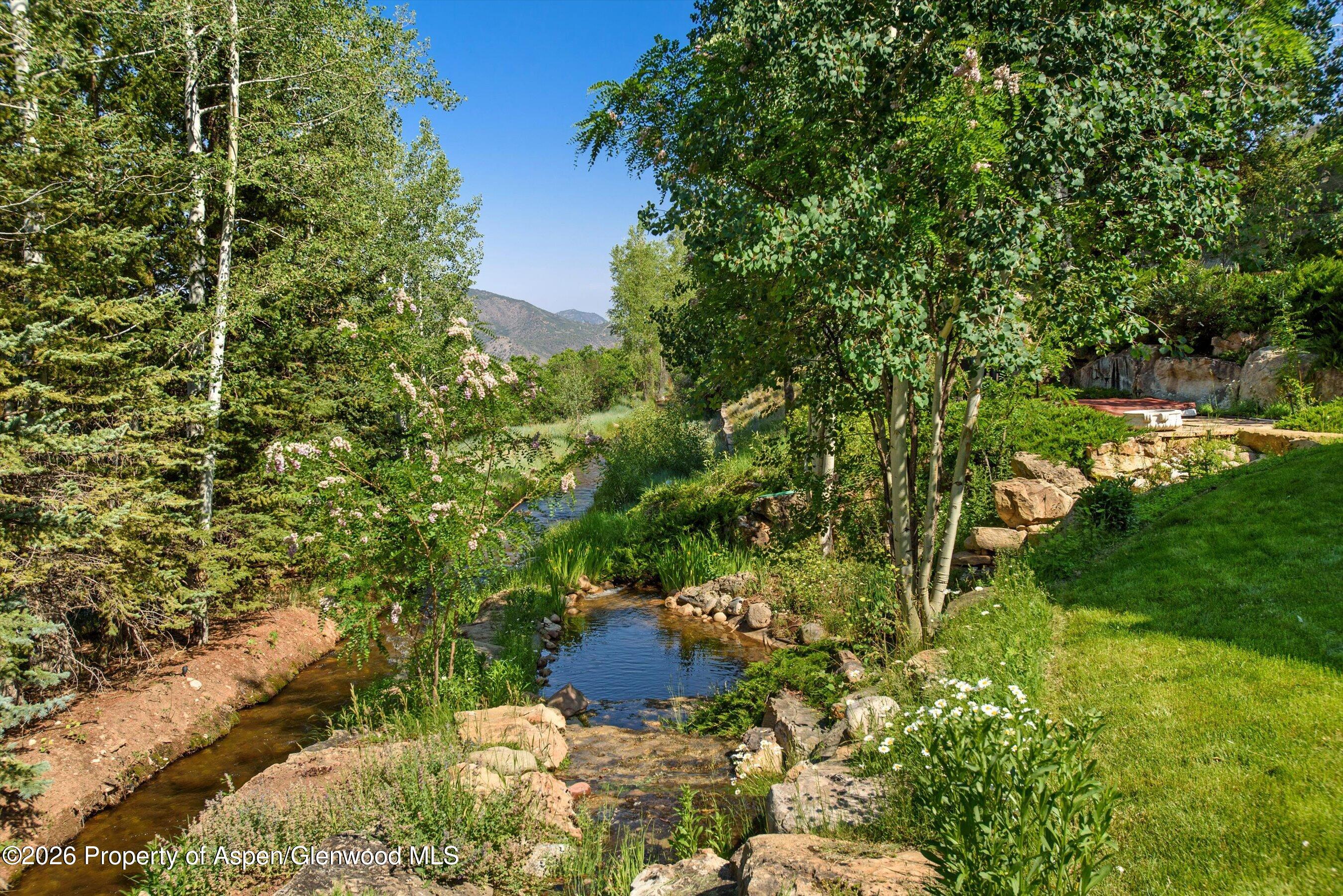 372 Sunnyside Lane Property Photo 46