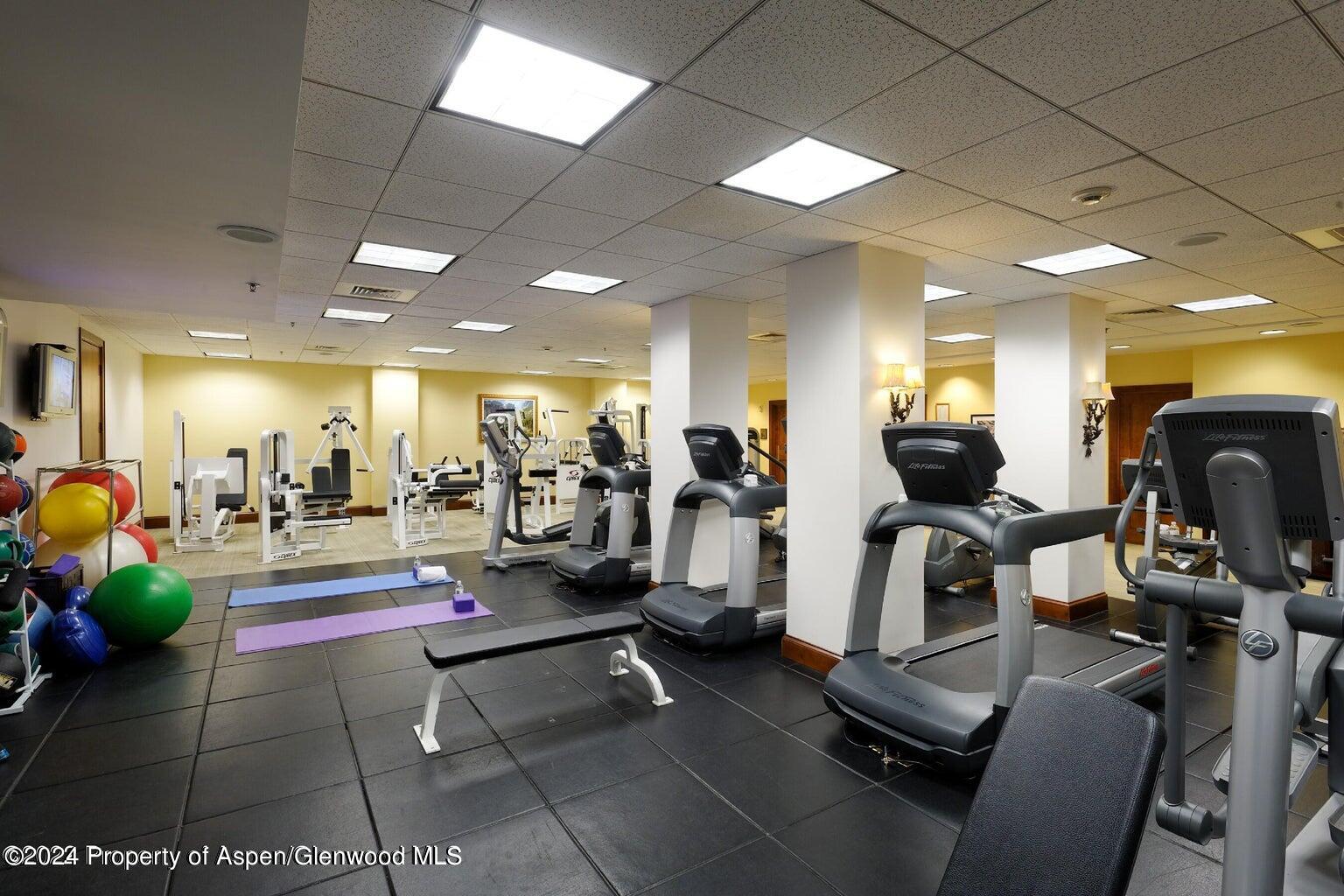75 Prospector Road 8302-9 Property Photo 15