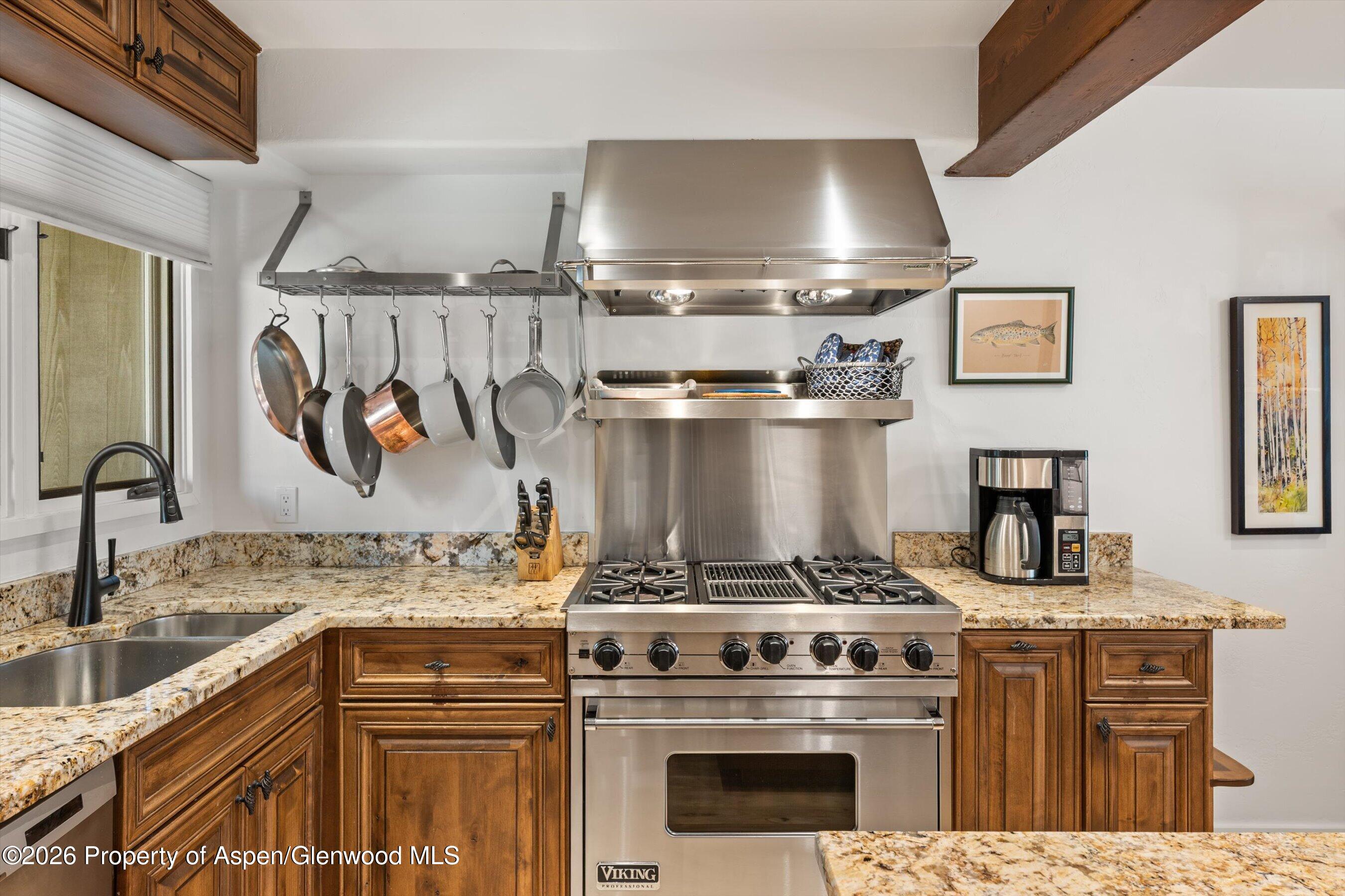 100 N 8th Street 19 Property Photo 6