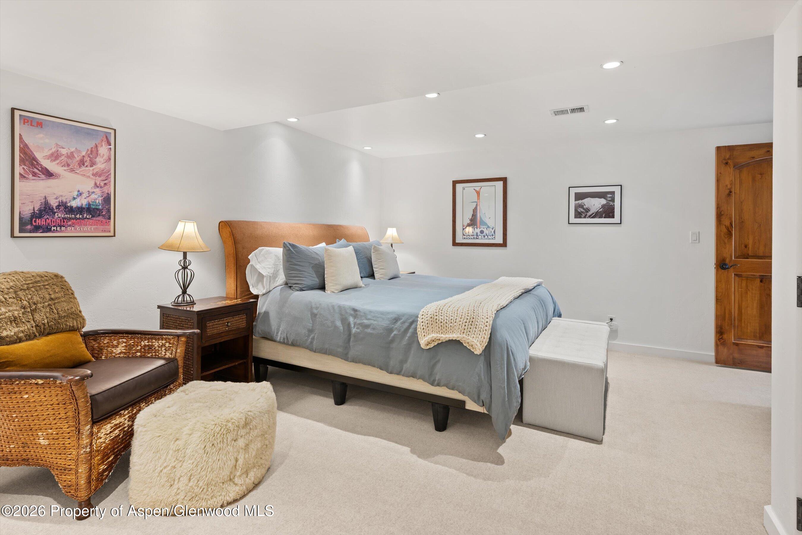 100 N 8th Street 19 Property Photo 8