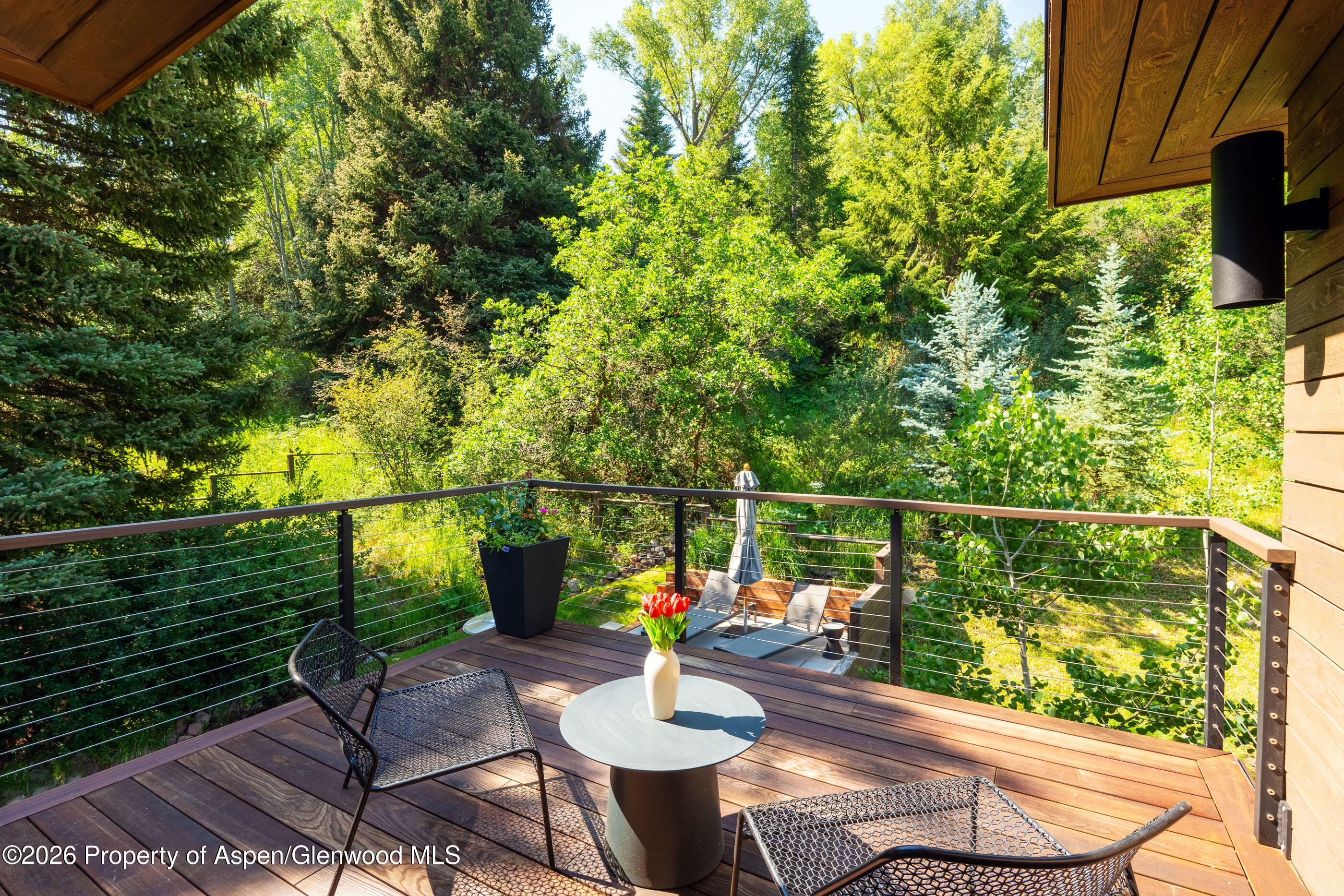 1235 Red Butte Drive Property Photo 17