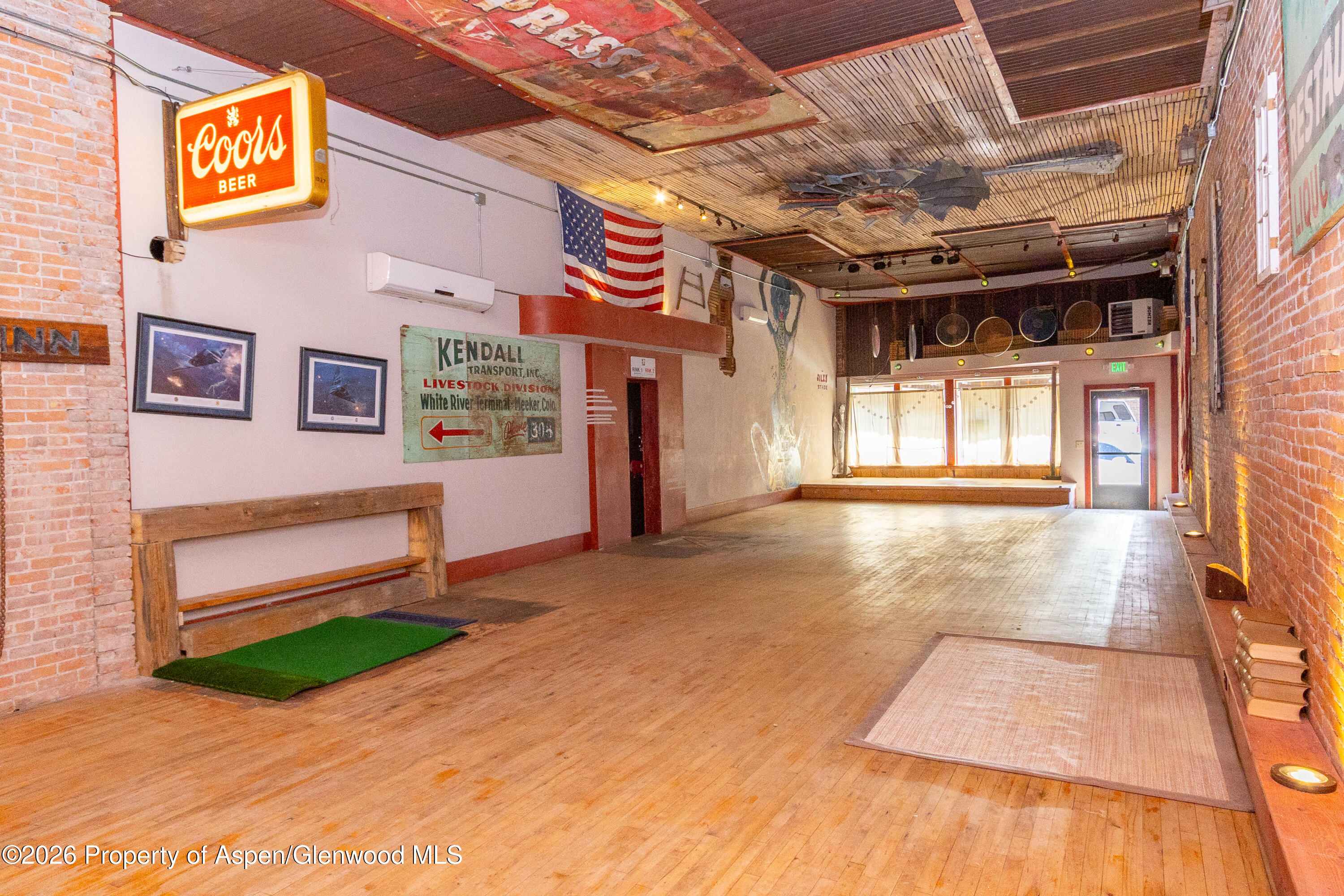 275 6th Street Property Photo 8