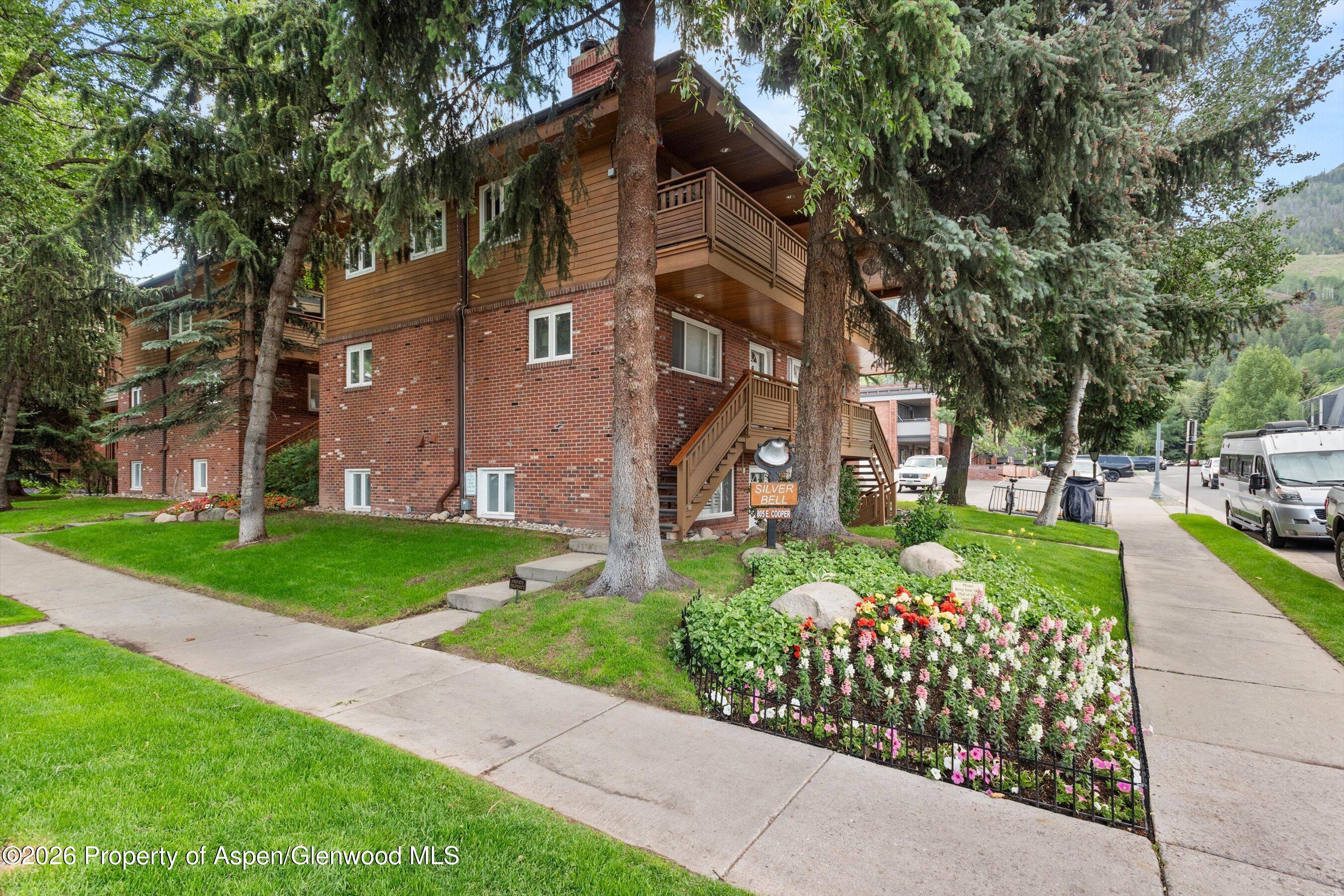 805 E Cooper Avenue 2 Property Photo 13