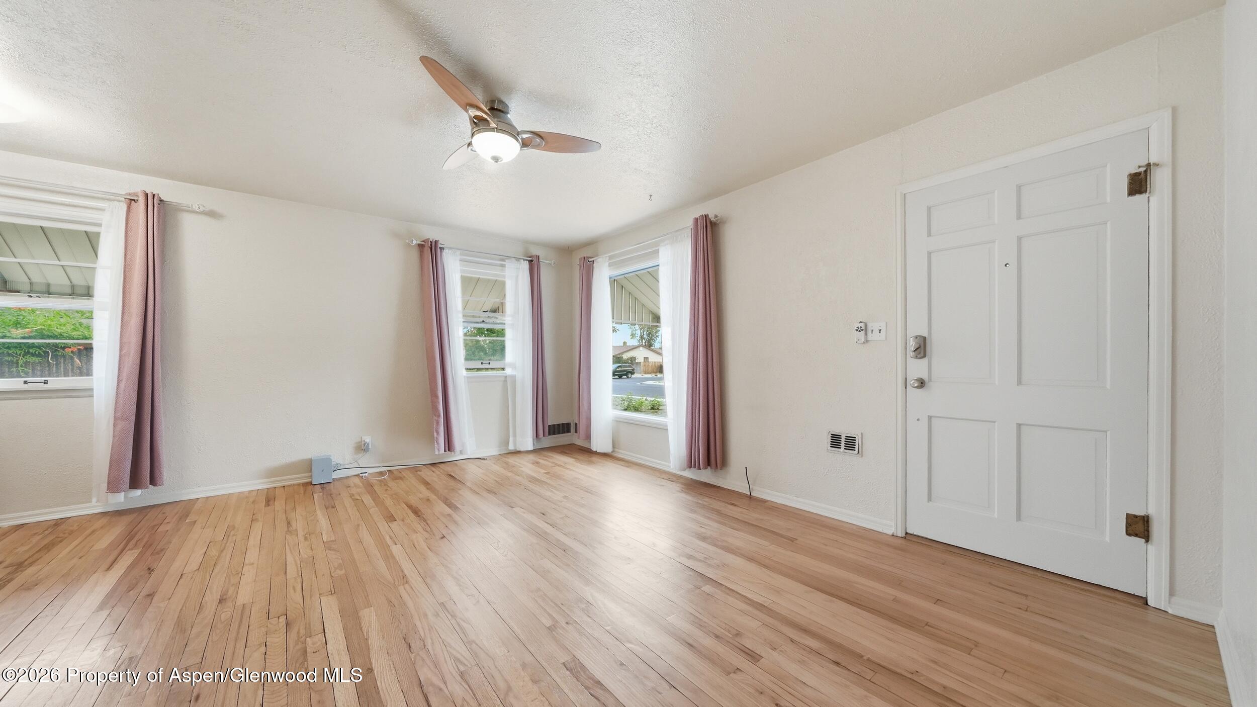 1830 Elm Avenue Property Photo 7