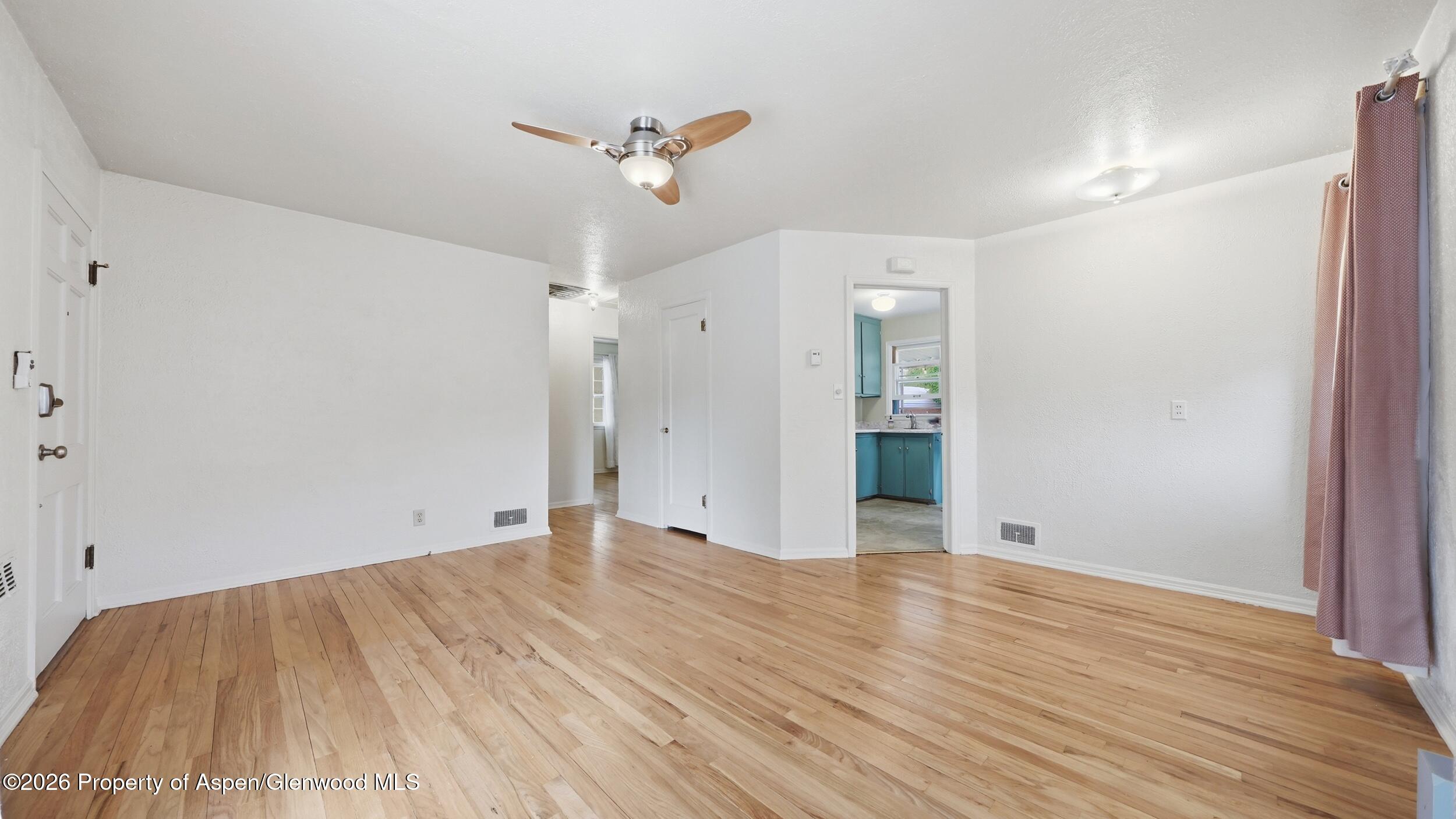 1830 Elm Avenue Property Photo 8