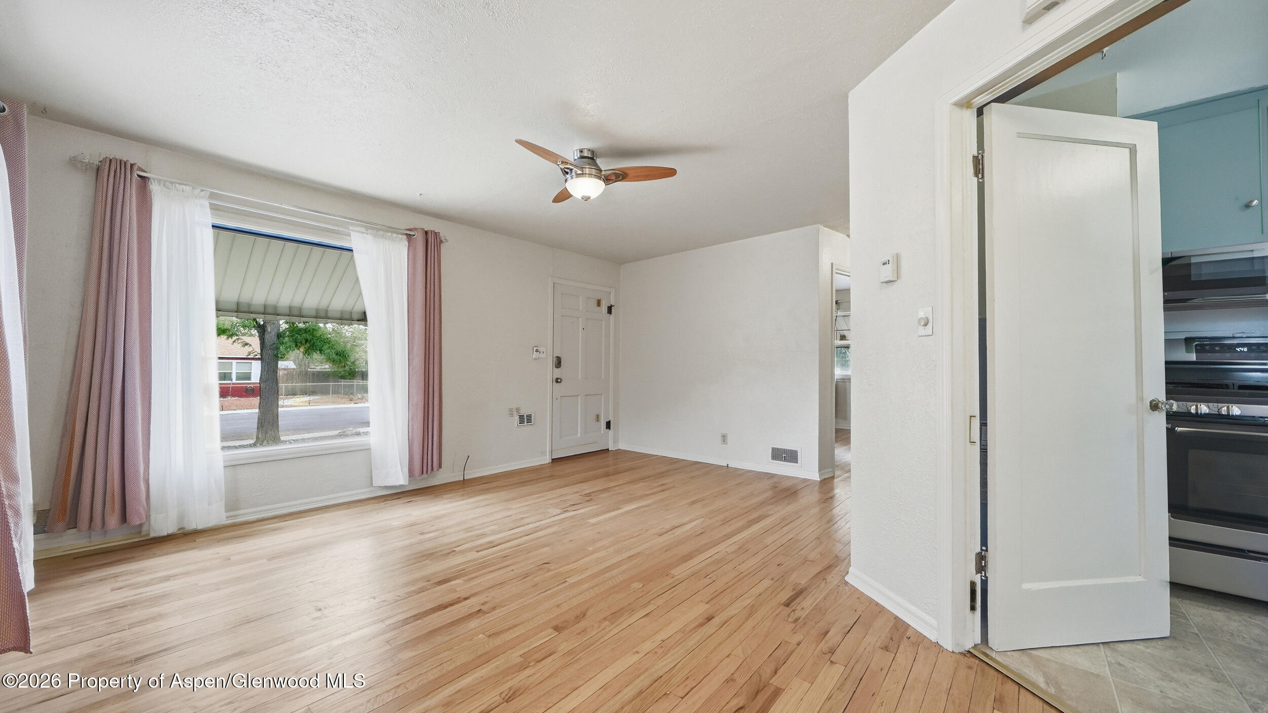 1830 Elm Avenue Property Photo 9