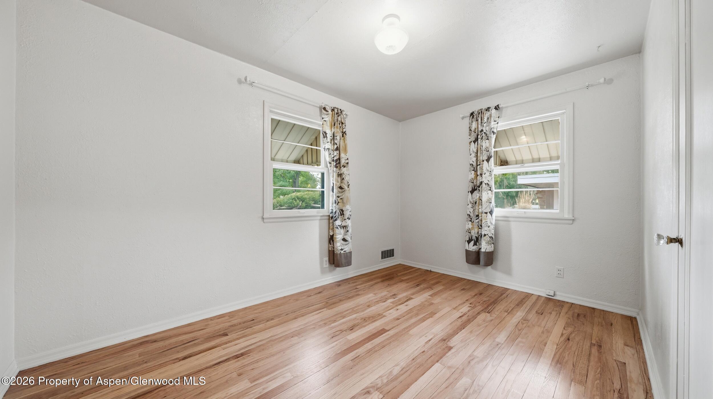1830 Elm Avenue Property Photo 14