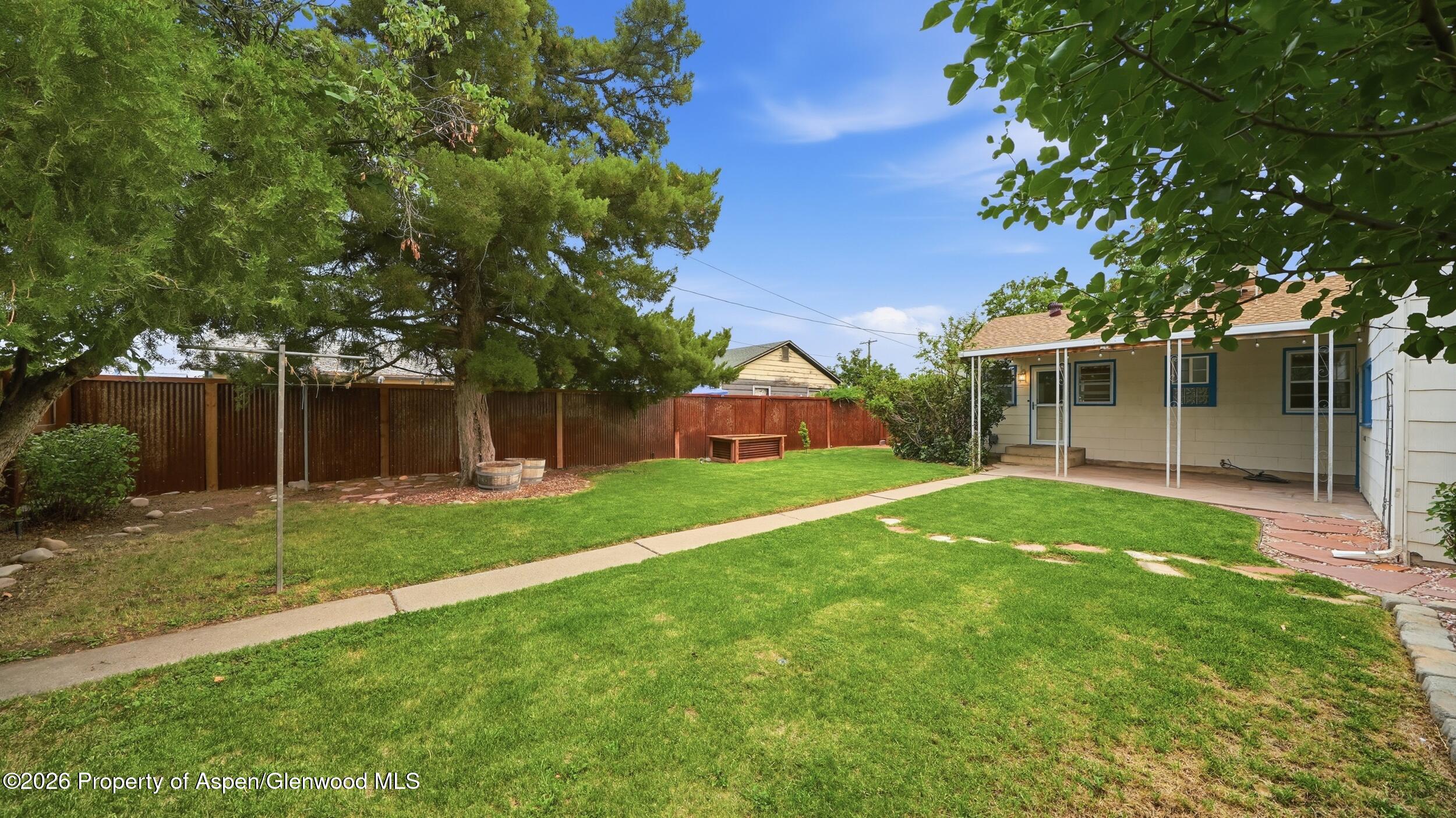 1830 Elm Avenue Property Photo 19