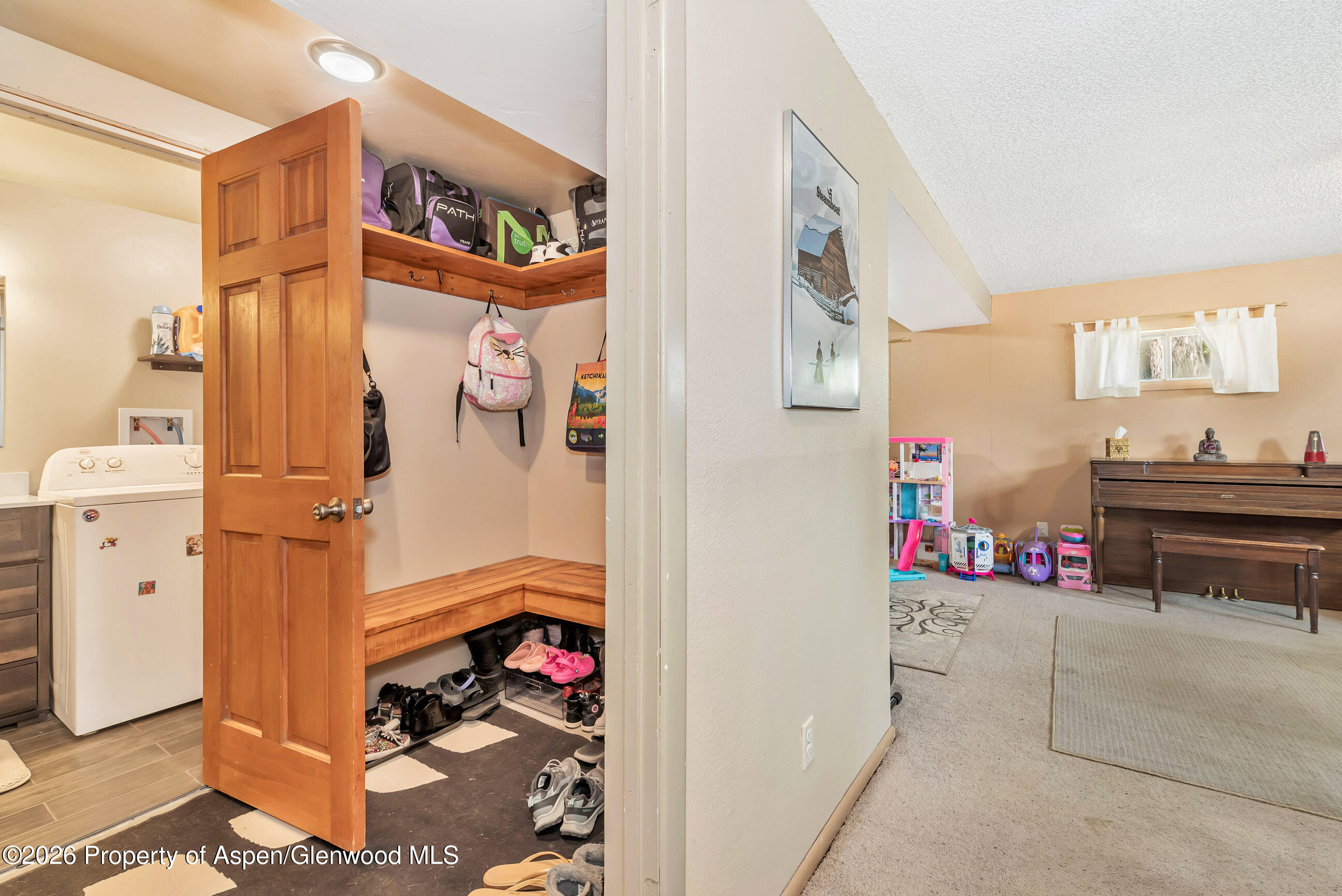 1059 Van Dorn Drive Property Photo 22