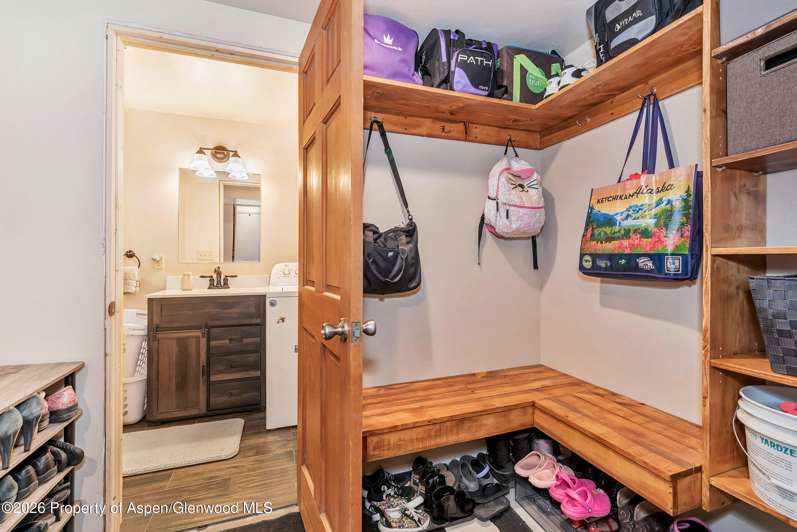 1059 Van Dorn Drive Property Photo 23