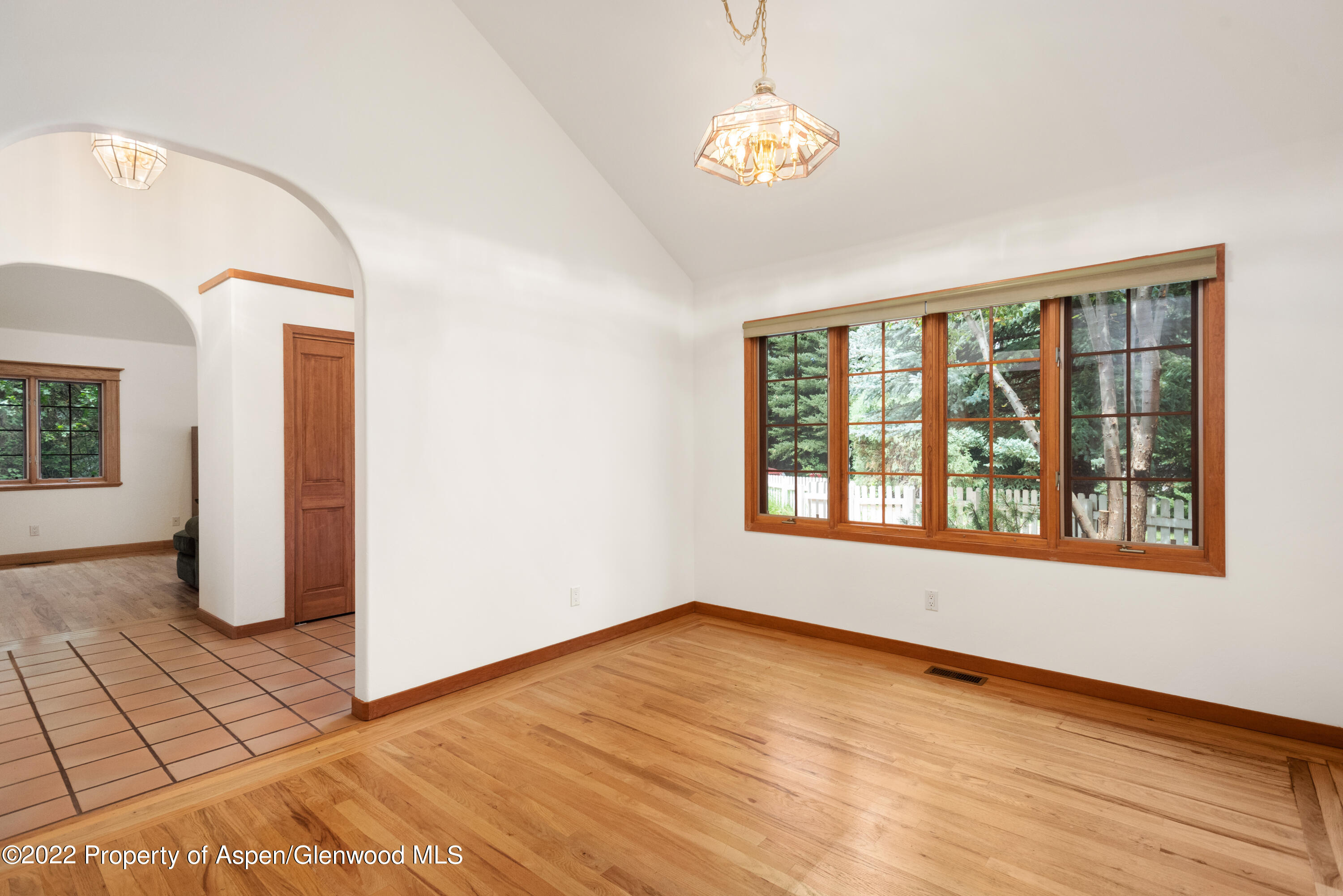 180 River Oaks Lane Property Photo 10