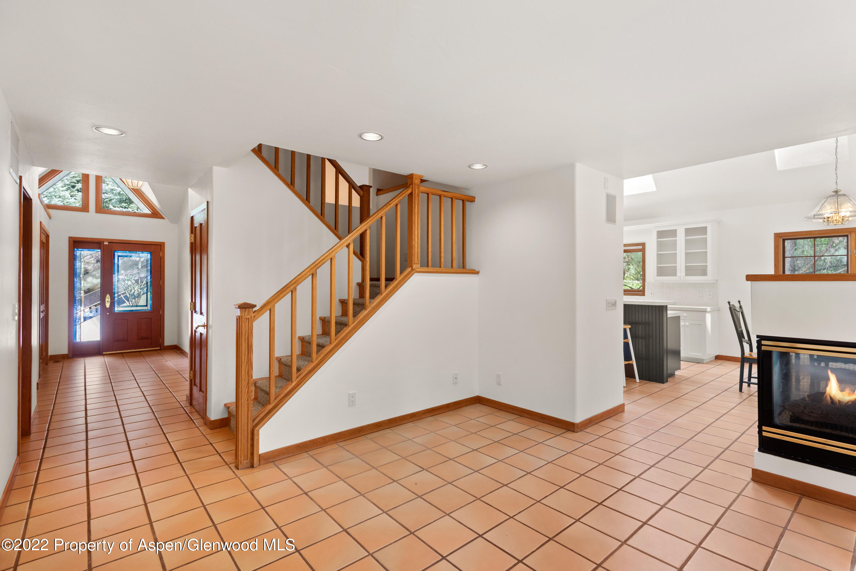 180 River Oaks Lane Property Photo 16
