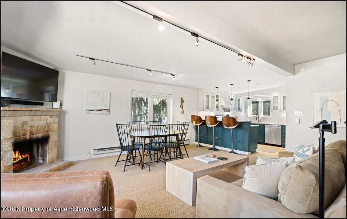 805 E Cooper Avenue 12 Property Photo 4