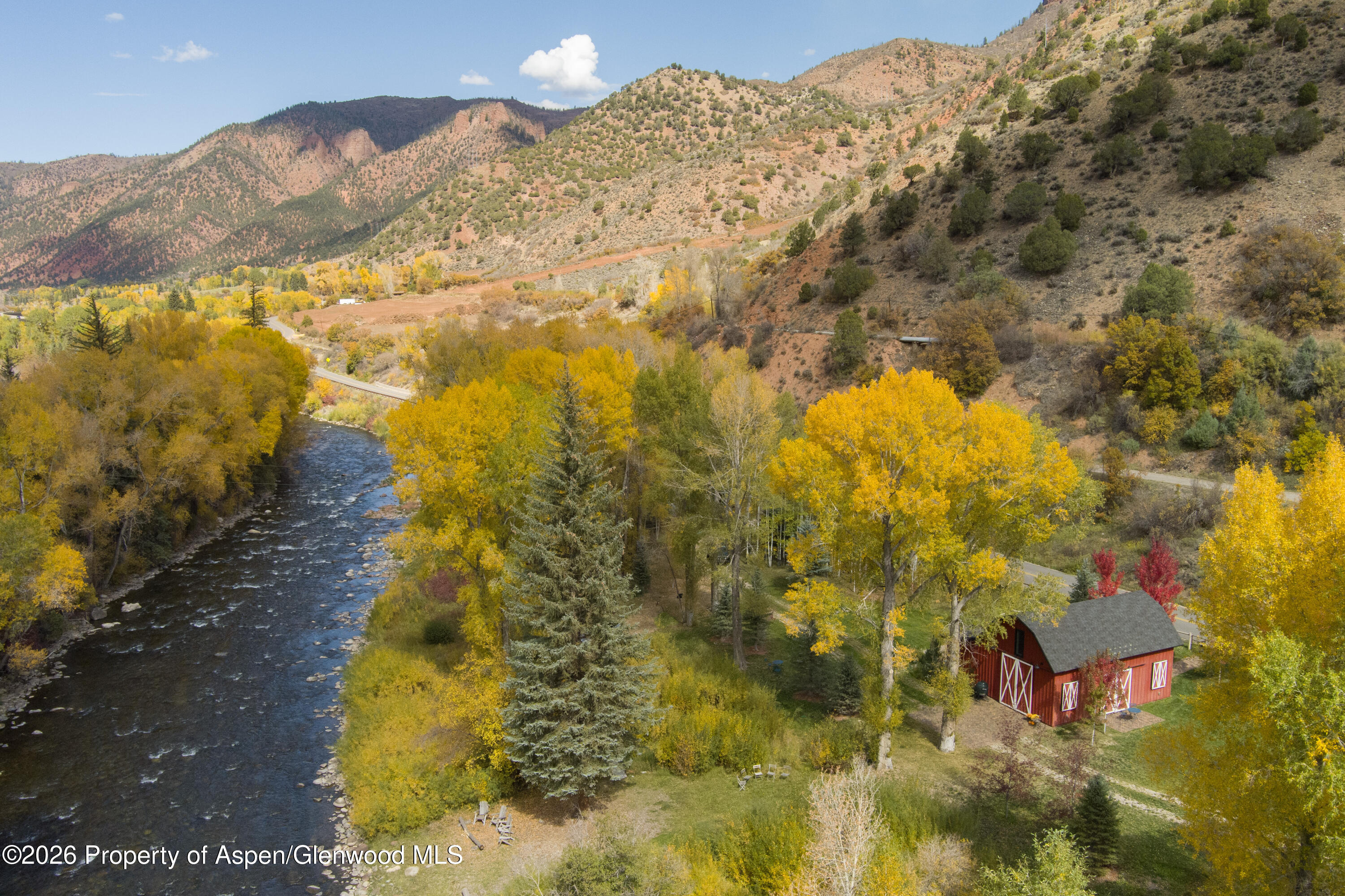 4054 Lower River Road Property Photo 5