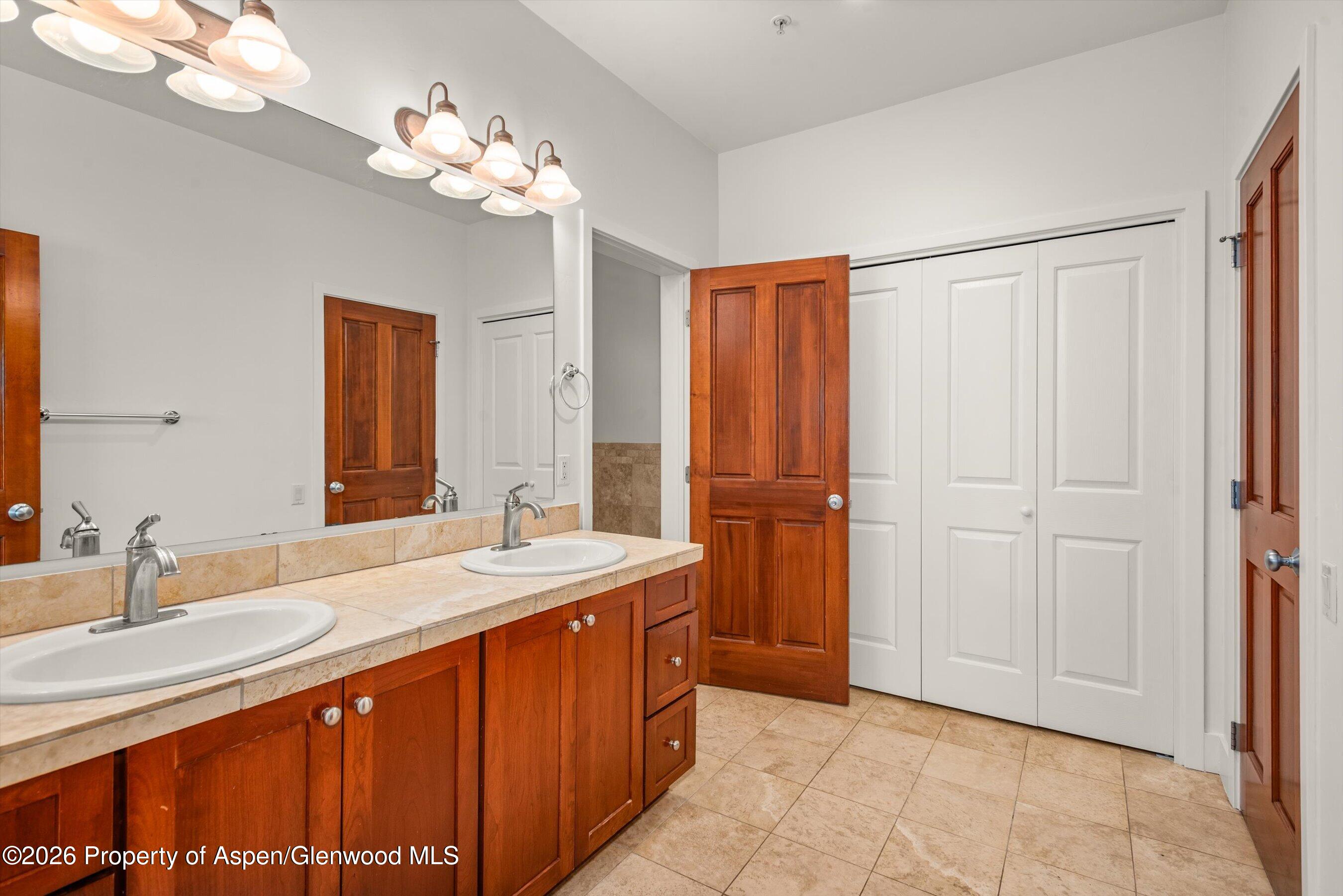 520 Evans Court Property Photo 23