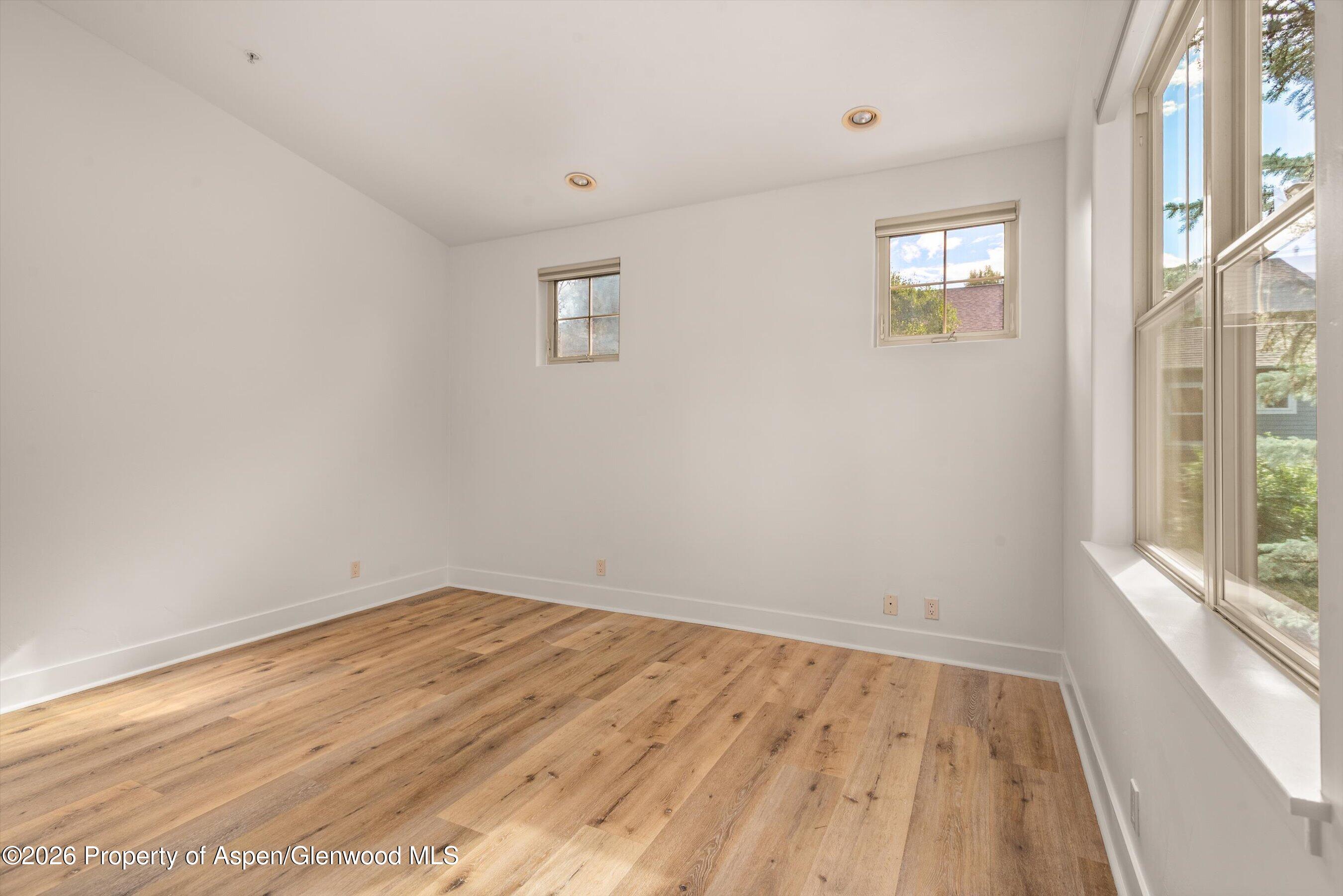 520 Evans Court Property Photo 28