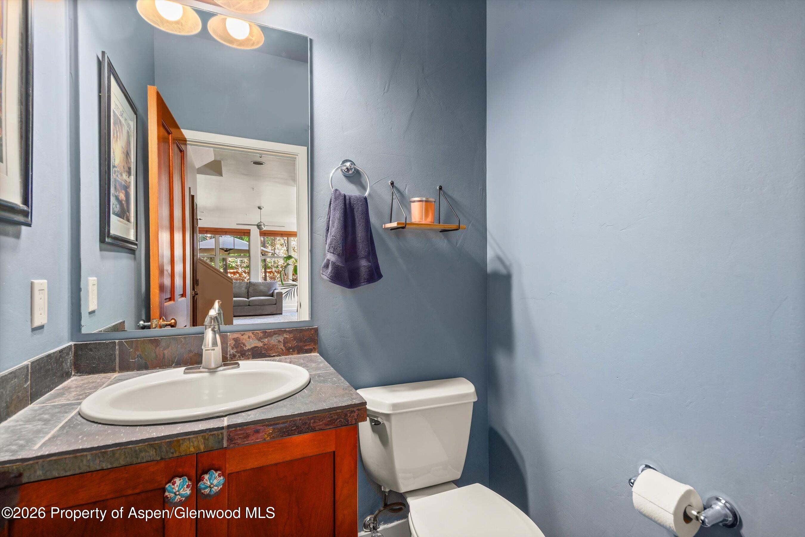 520 Evans Court Property Photo 33