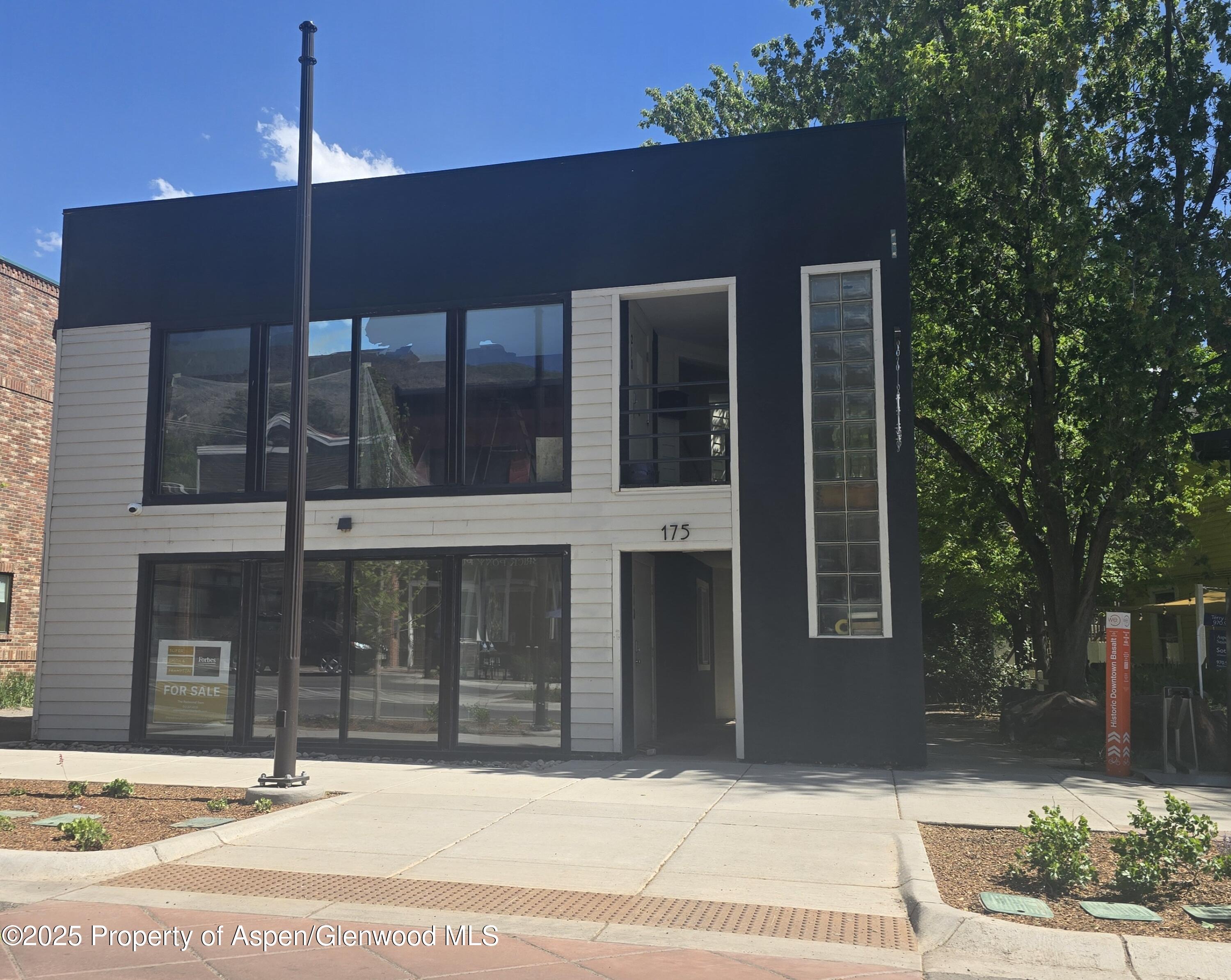 175 Midland Avenue 4 Property Photo 2