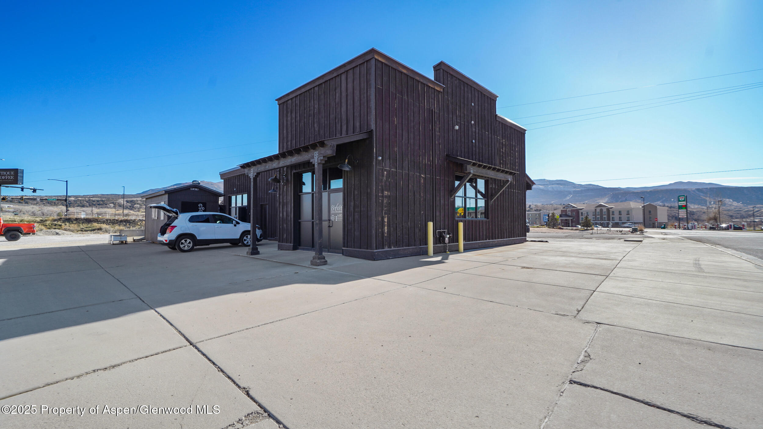 258 S Railroad Avenue Property Photo 19