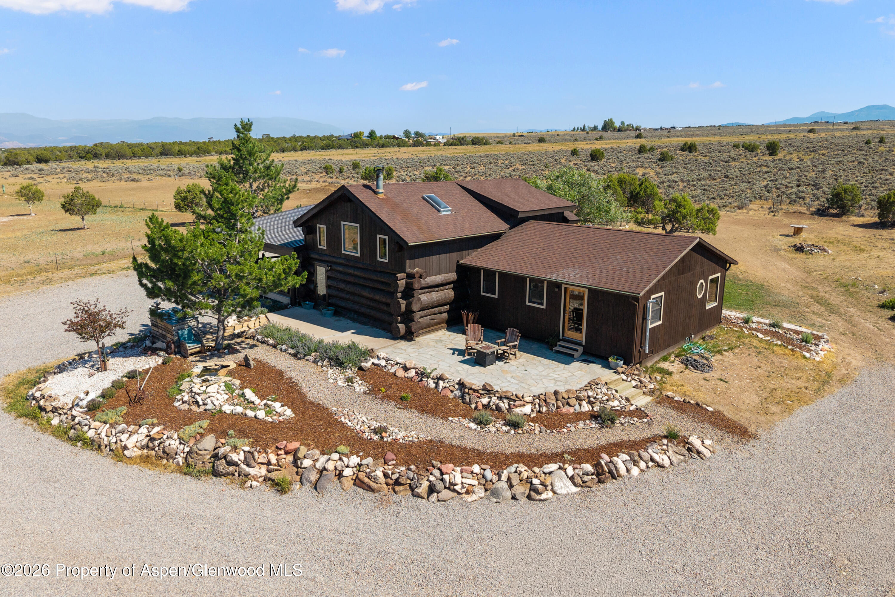 400 Quick Silver Way Property Photo 1