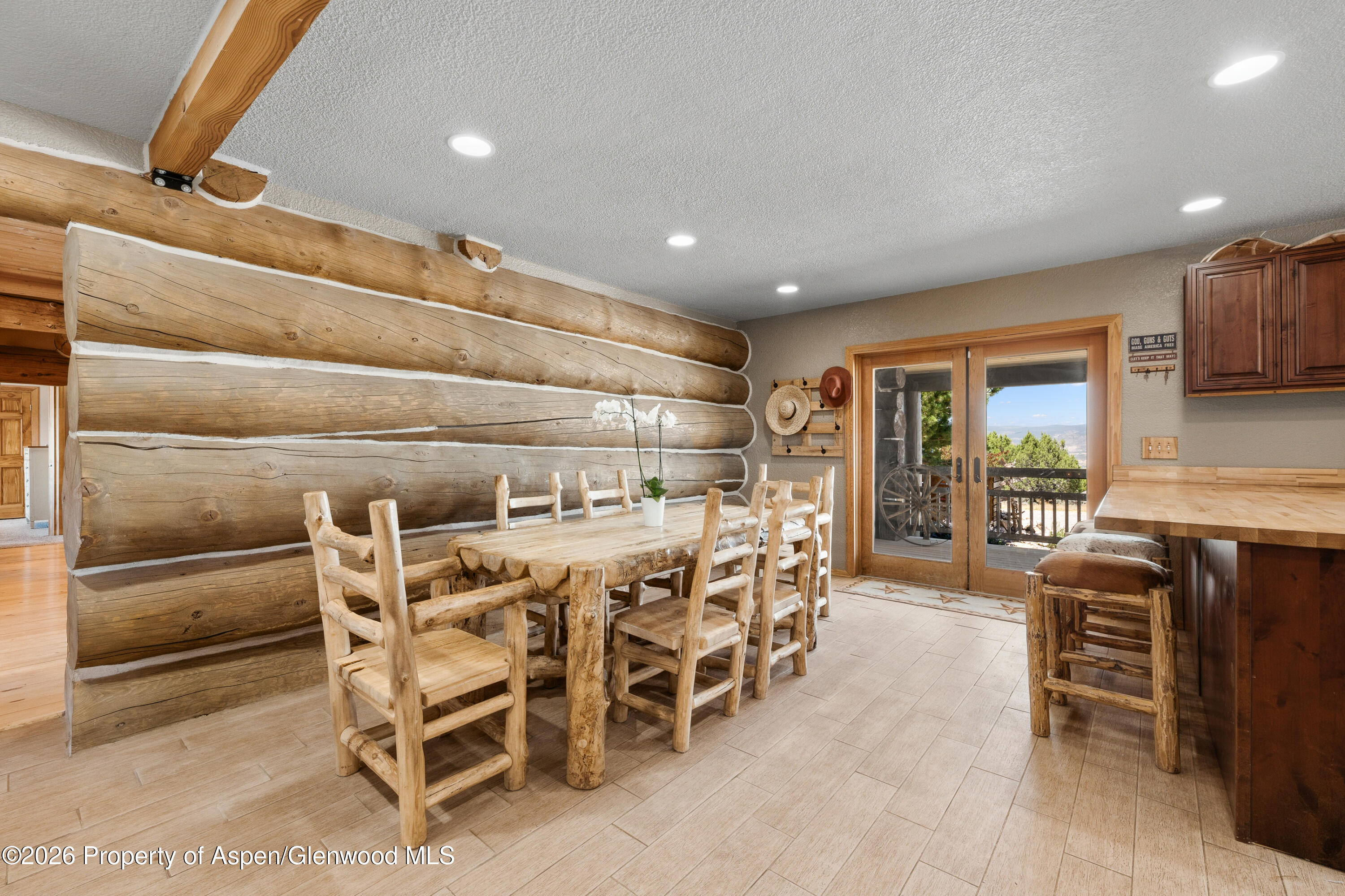 400 Quick Silver Way Property Photo 12