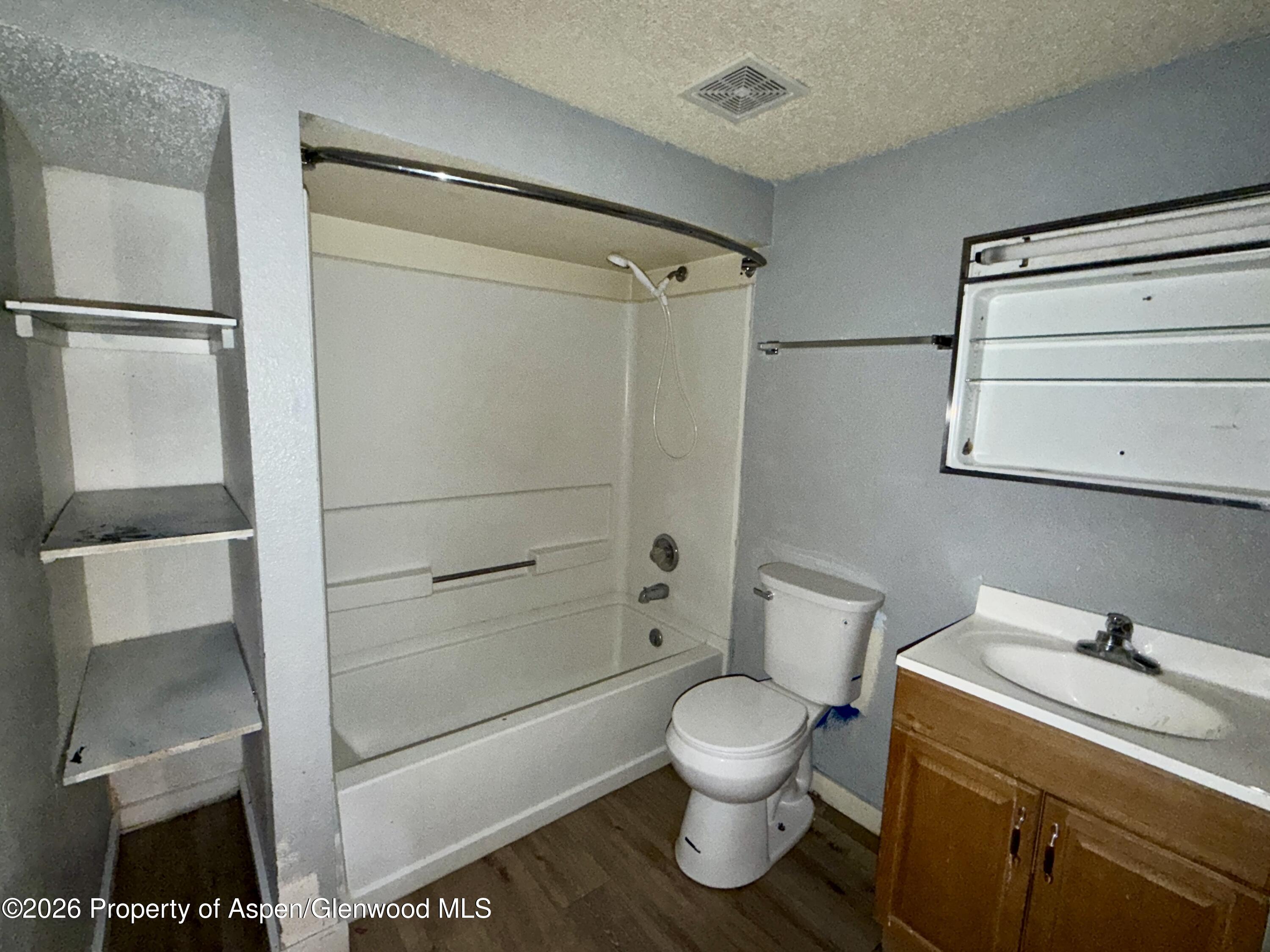 1276 Hill Street Property Photo 16