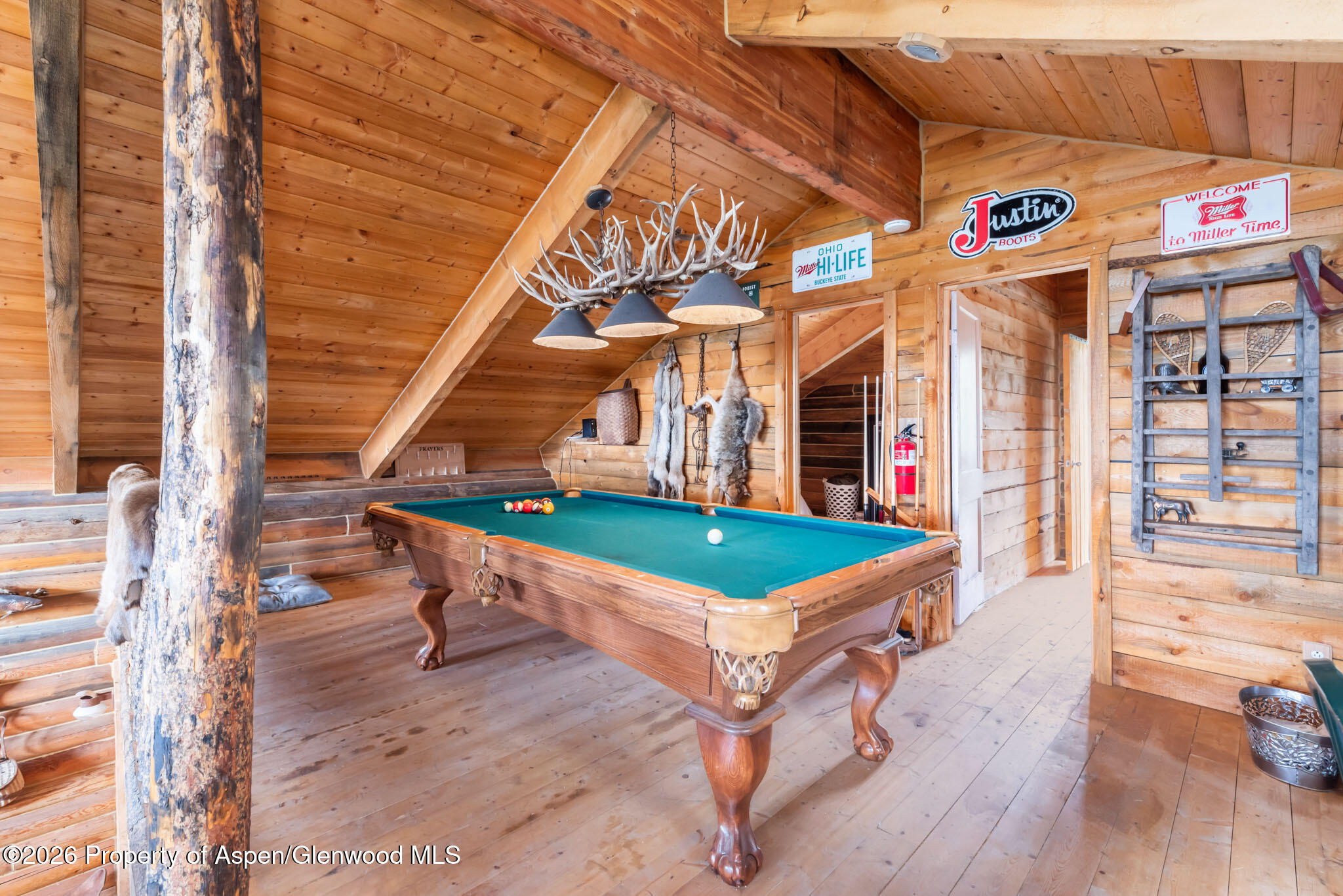 943 Routt Forest Drive Property Photo 47