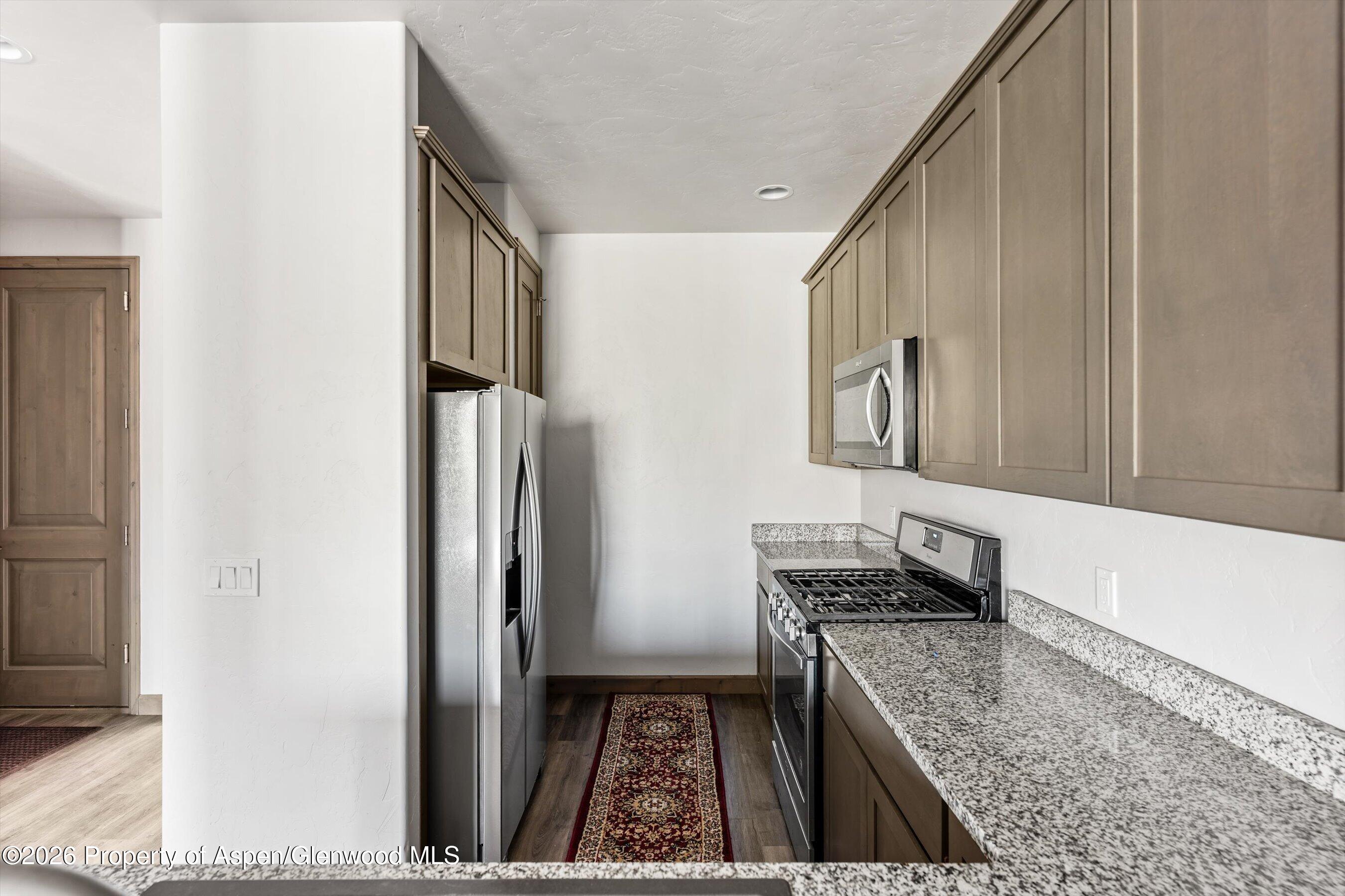 99 Redstone Drive Property Photo 12