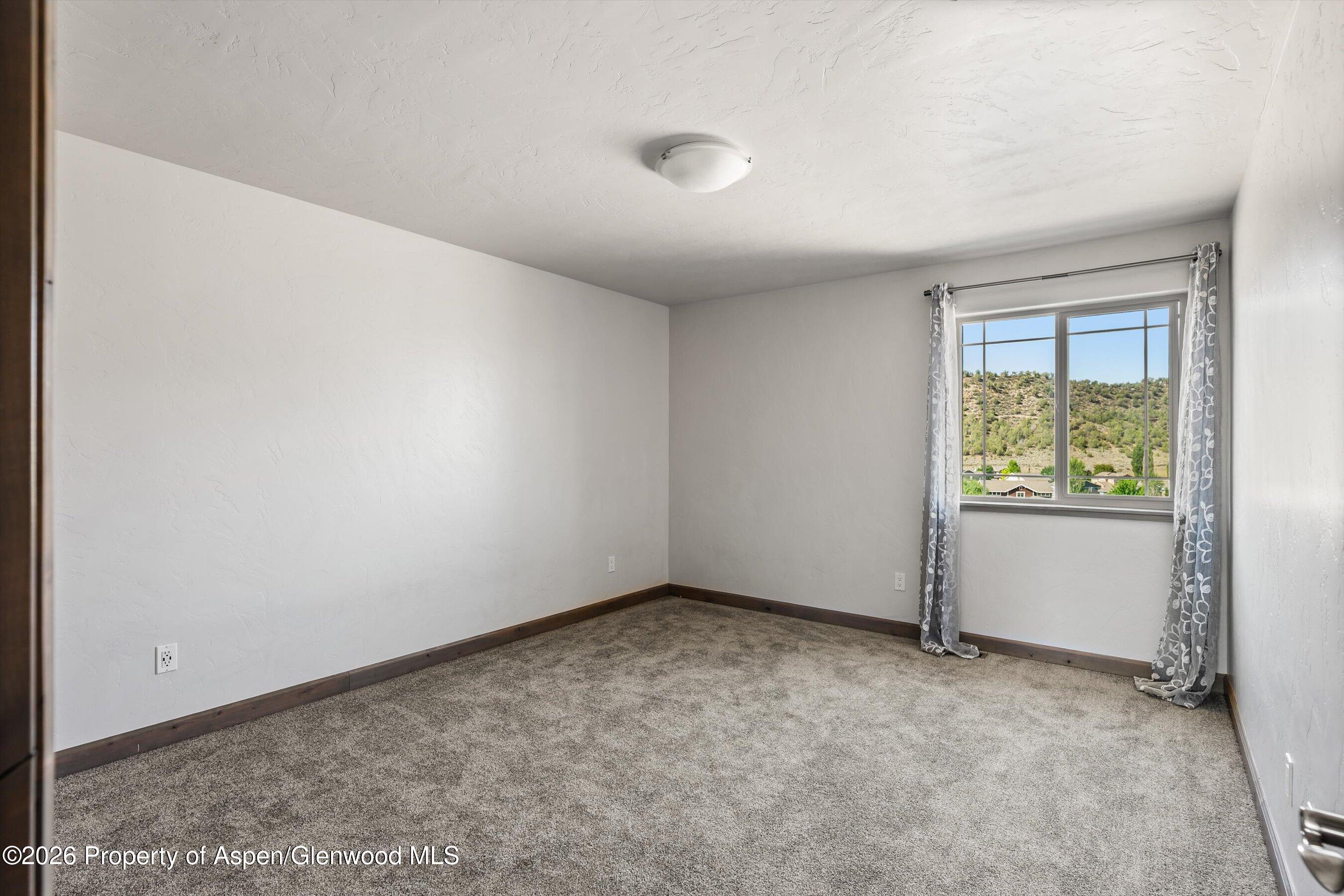 99 Redstone Drive Property Photo 16