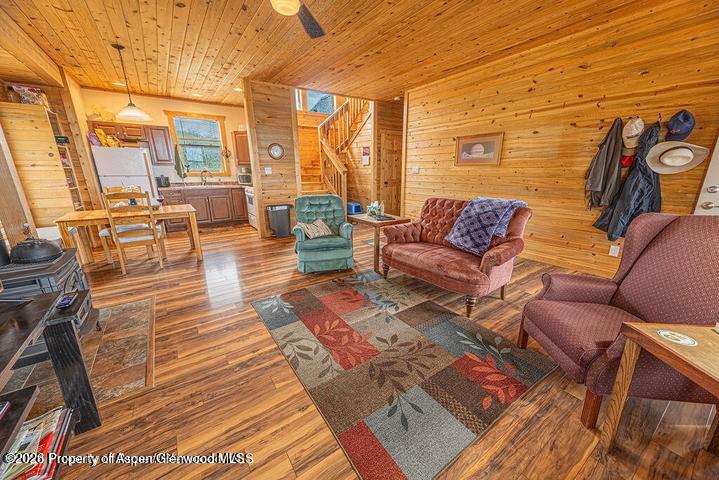 1349 Eagle Loop Property Photo 5