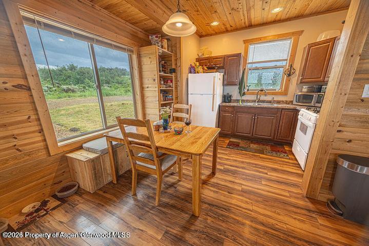 1349 Eagle Loop Property Photo 8