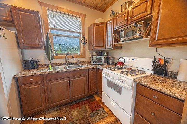 1349 Eagle Loop Property Photo 11