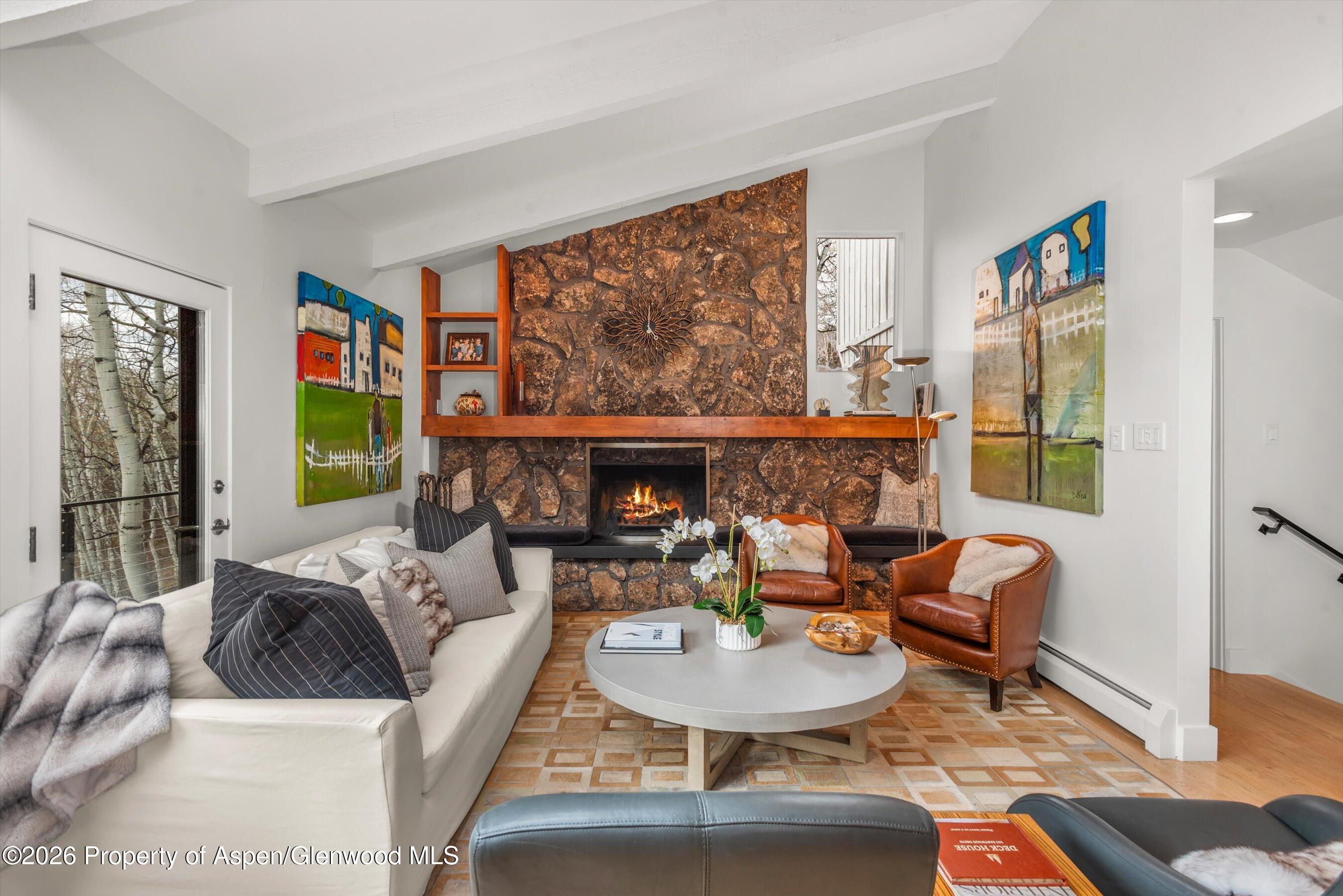 193637 Property Photo 12