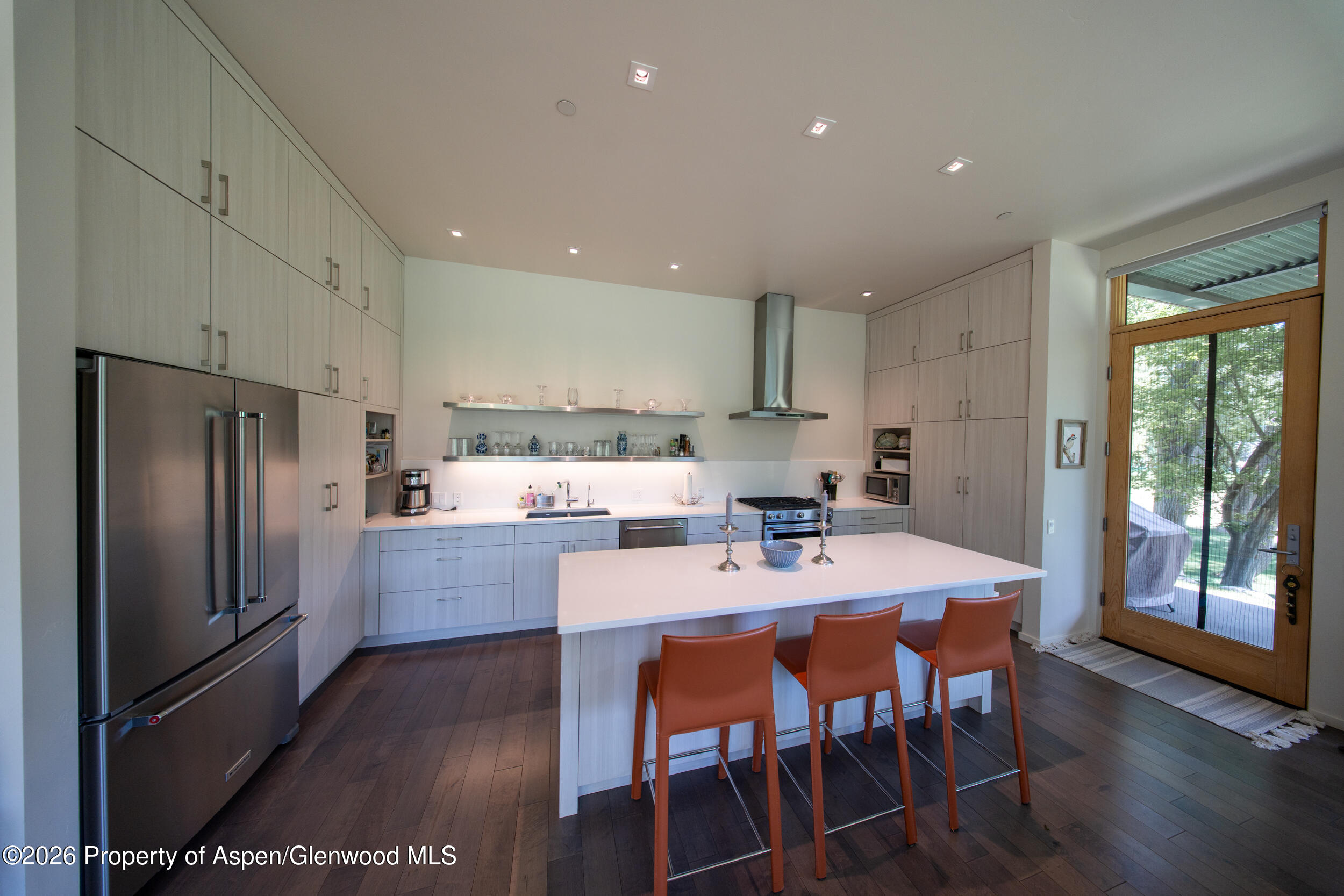 102 Evans Road 101 Property Photo 6
