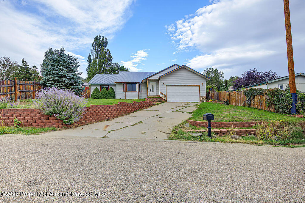 1139 Wilson Circle Property Photo 4
