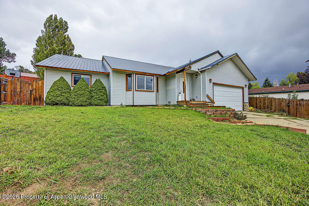 1139 Wilson Circle Property Photo 5