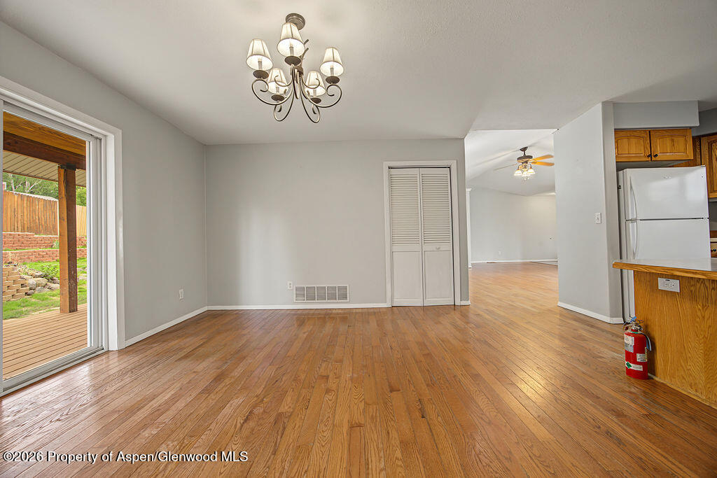 1139 Wilson Circle Property Photo 9