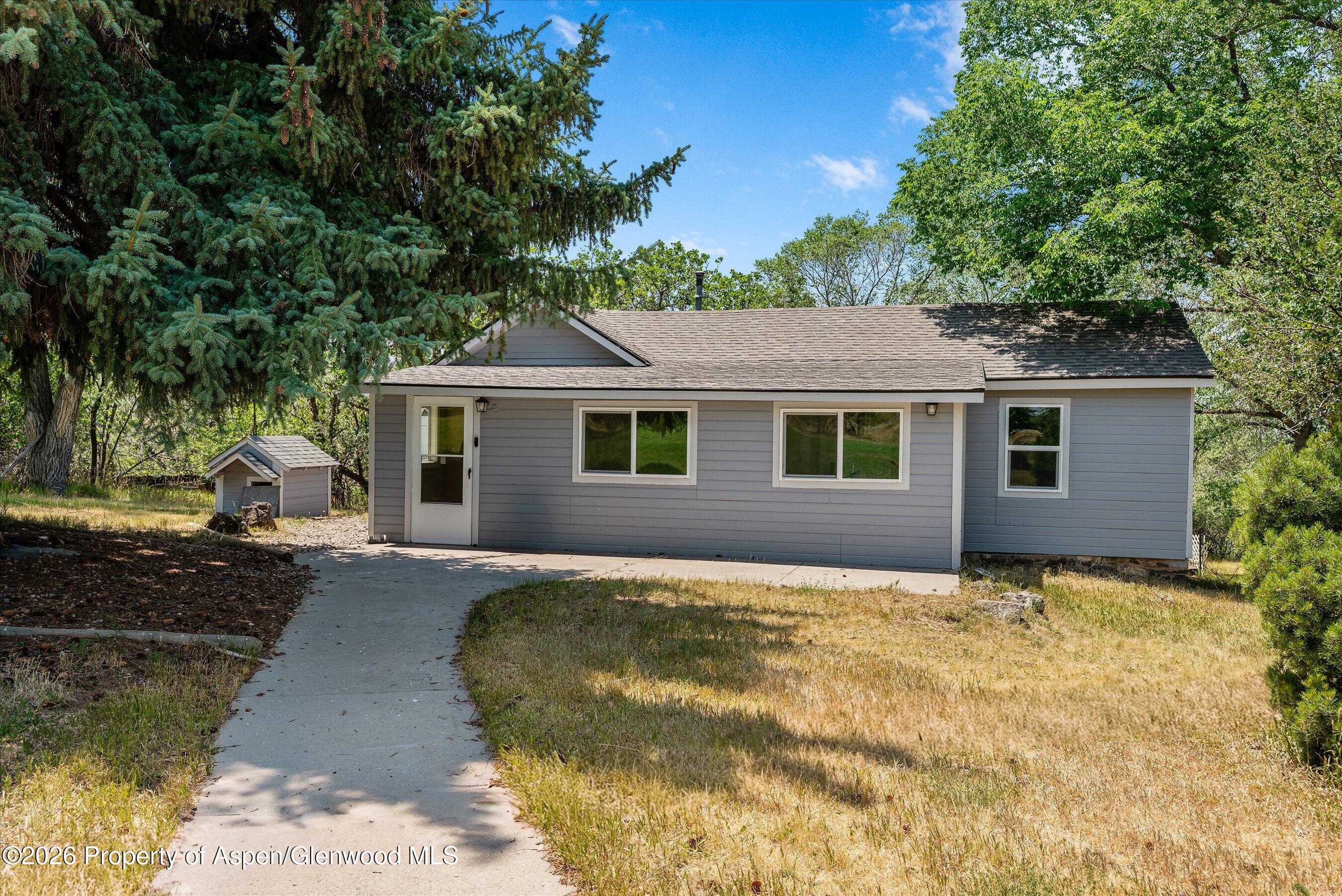 245 County Road 338 Property Photo 1