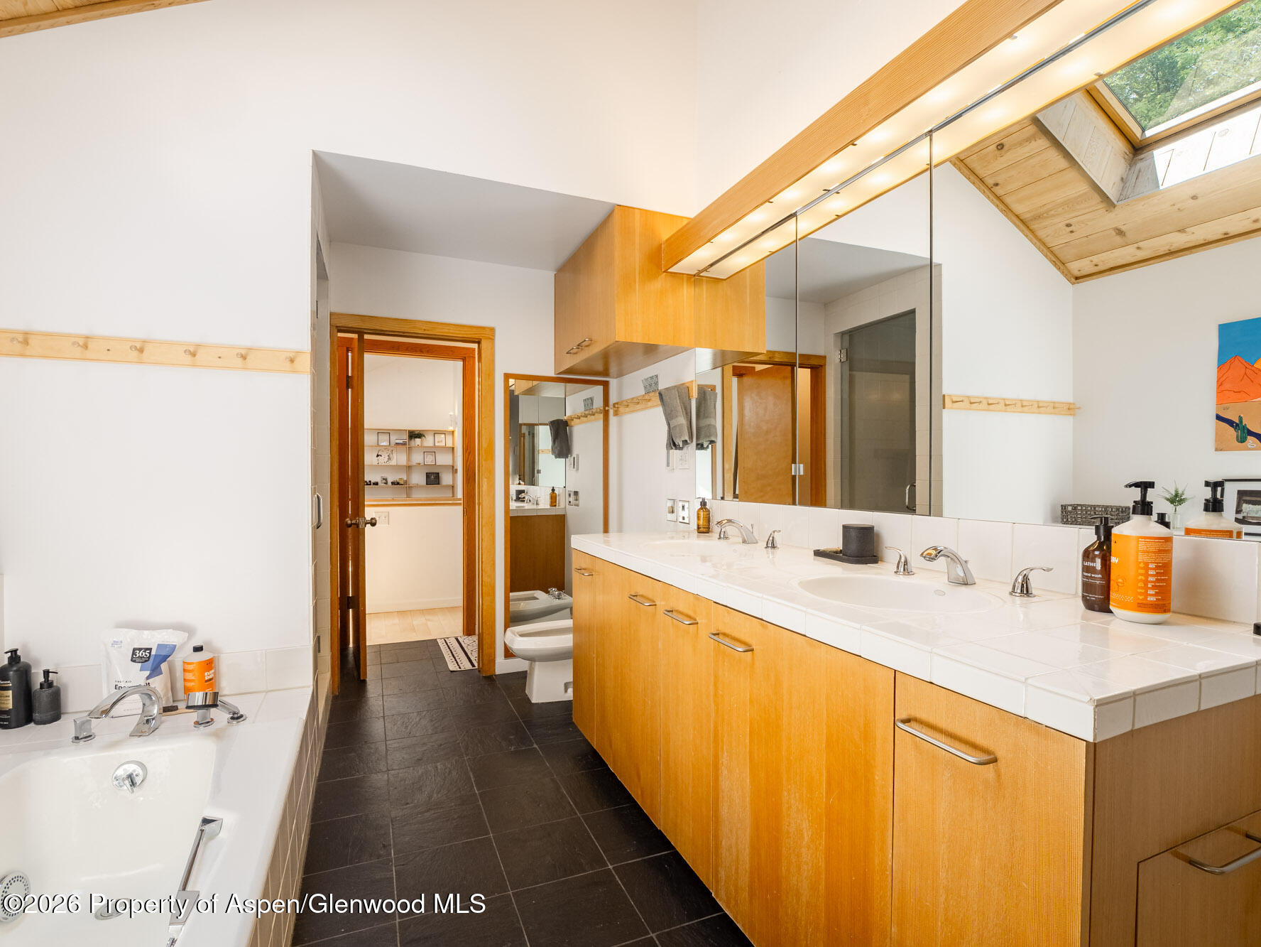 216 E Homestead Drive Property Photo 16
